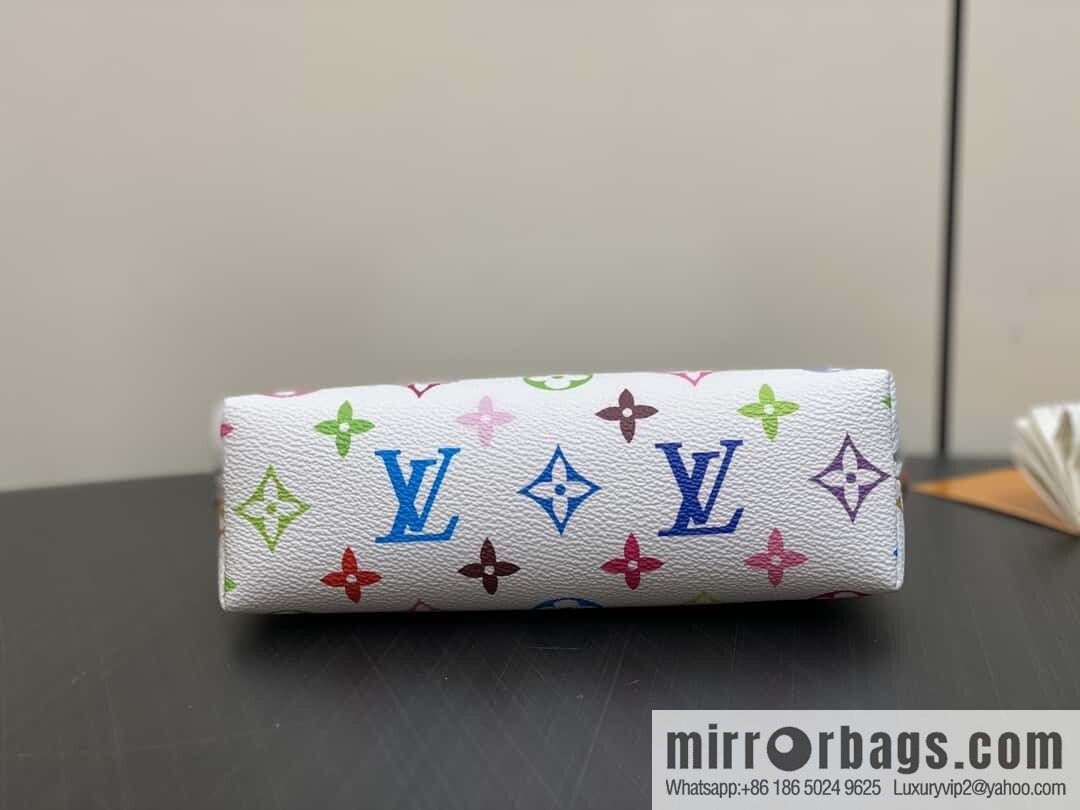 [Original order boutique] M13744 white color cosmetic bag series POCHETTE COSMÉTIQUE small cosmetic bag