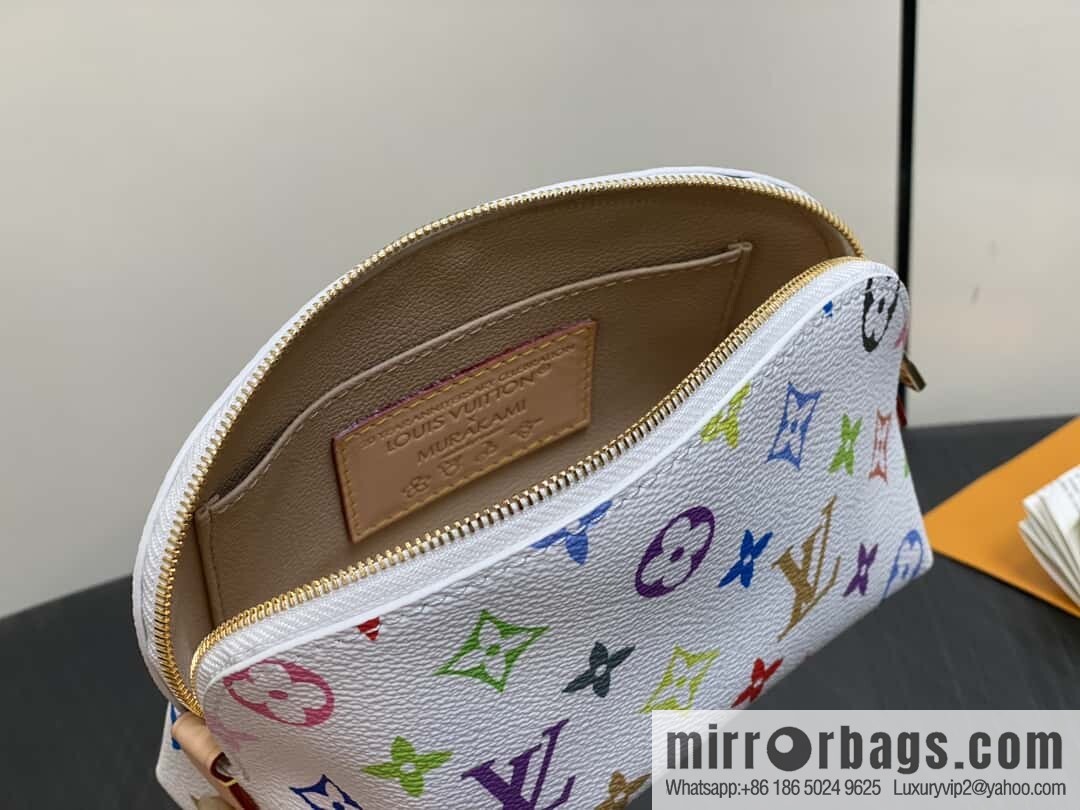 [Original order boutique] M13744 white color cosmetic bag series POCHETTE COSMÉTIQUE small cosmetic bag