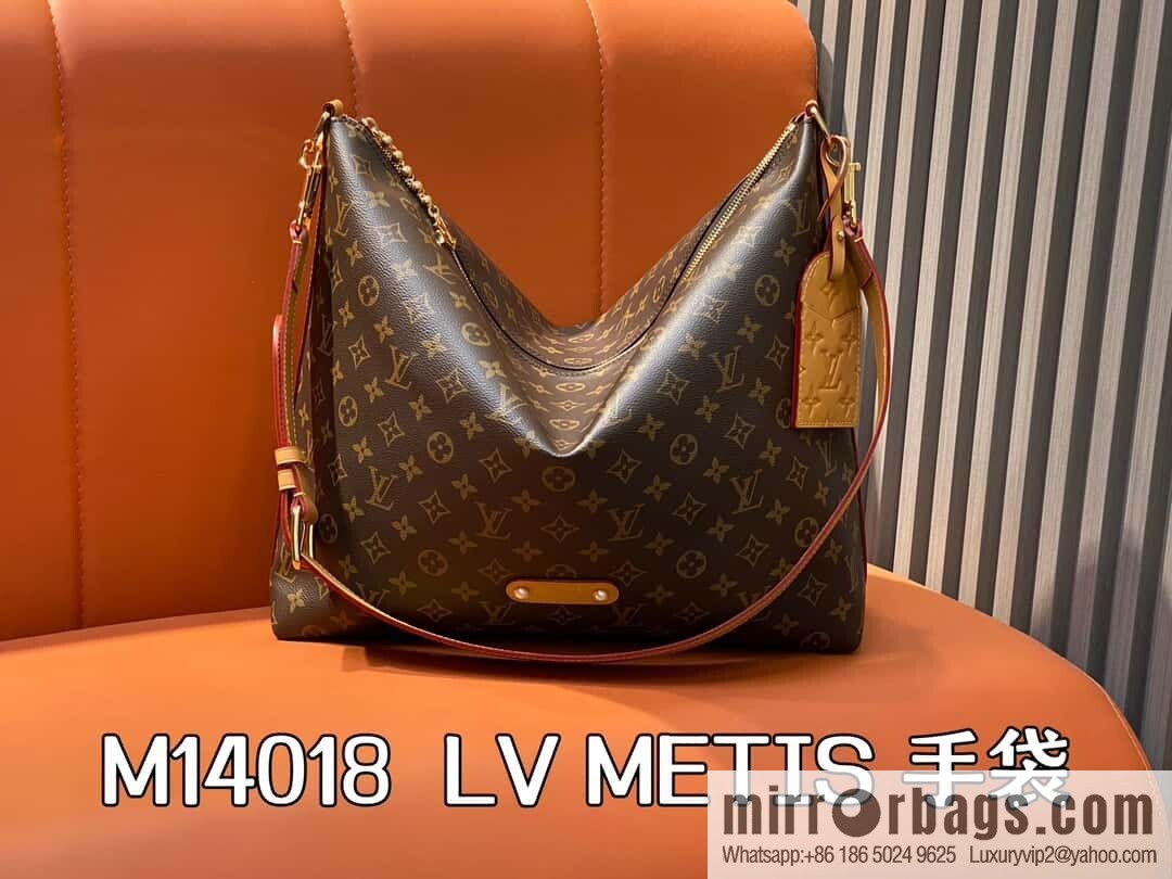 [Original single boutique] M14018 presbyopia, messenger bag, messenger bag series LV METIS handbag