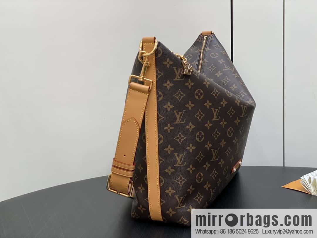 [Original single boutique] M14018 presbyopia, messenger bag, messenger bag series LV METIS handbag