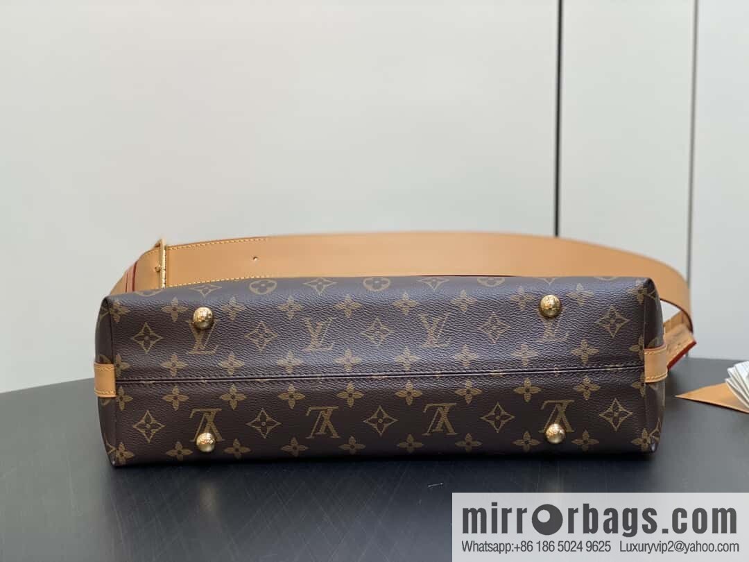[Original single boutique] M14018 presbyopia, messenger bag, messenger bag series LV METIS handbag