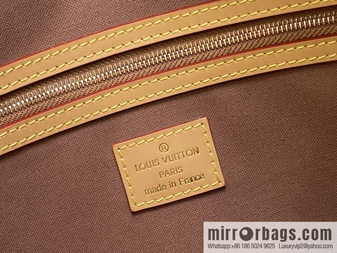 [Original single boutique] M14018 presbyopia, messenger bag, messenger bag series LV METIS handbag