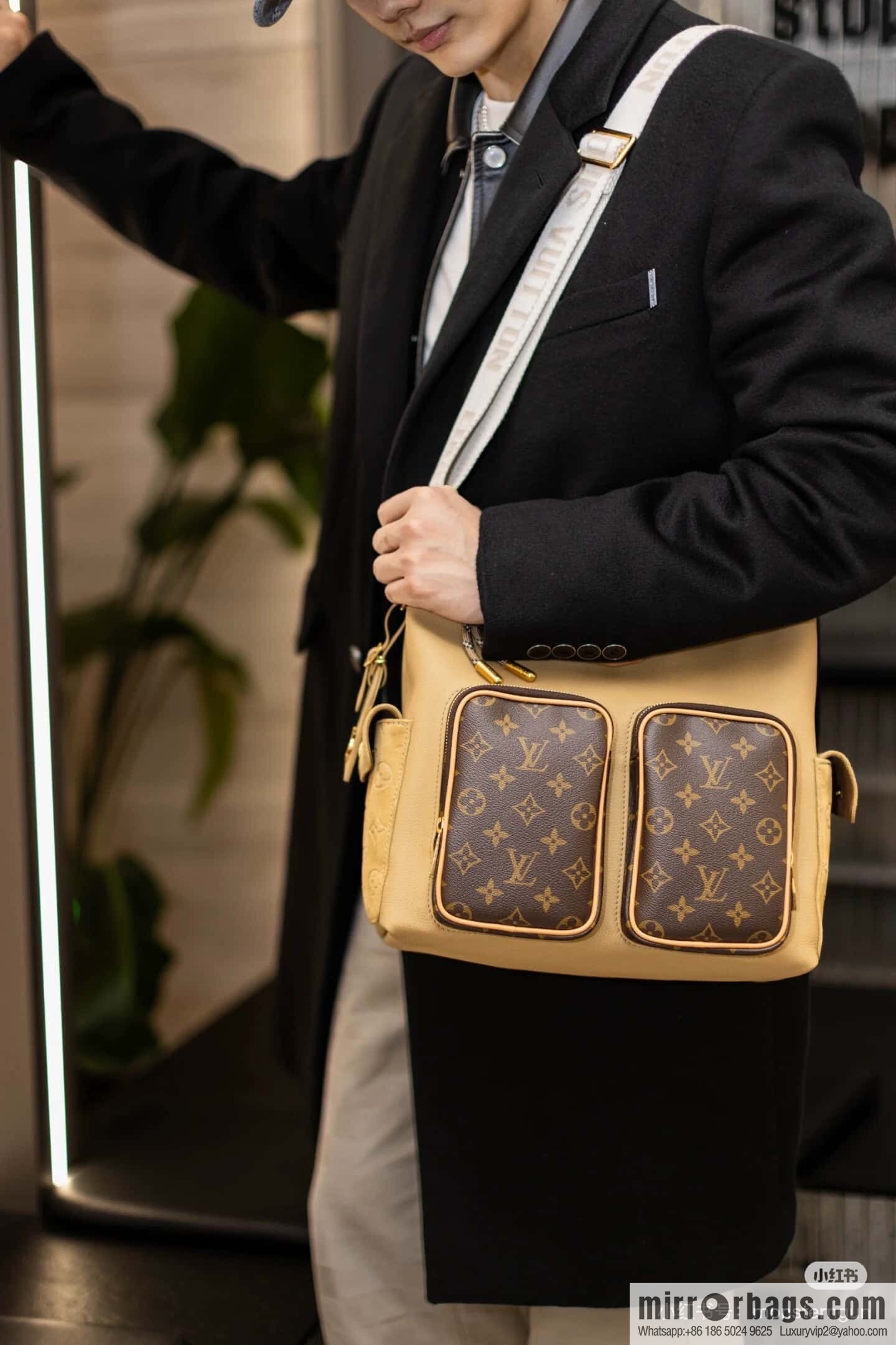 [Original order boutique] M12697 presbyopia brown, men's bag messenger bag series HOBO CARGO handbag