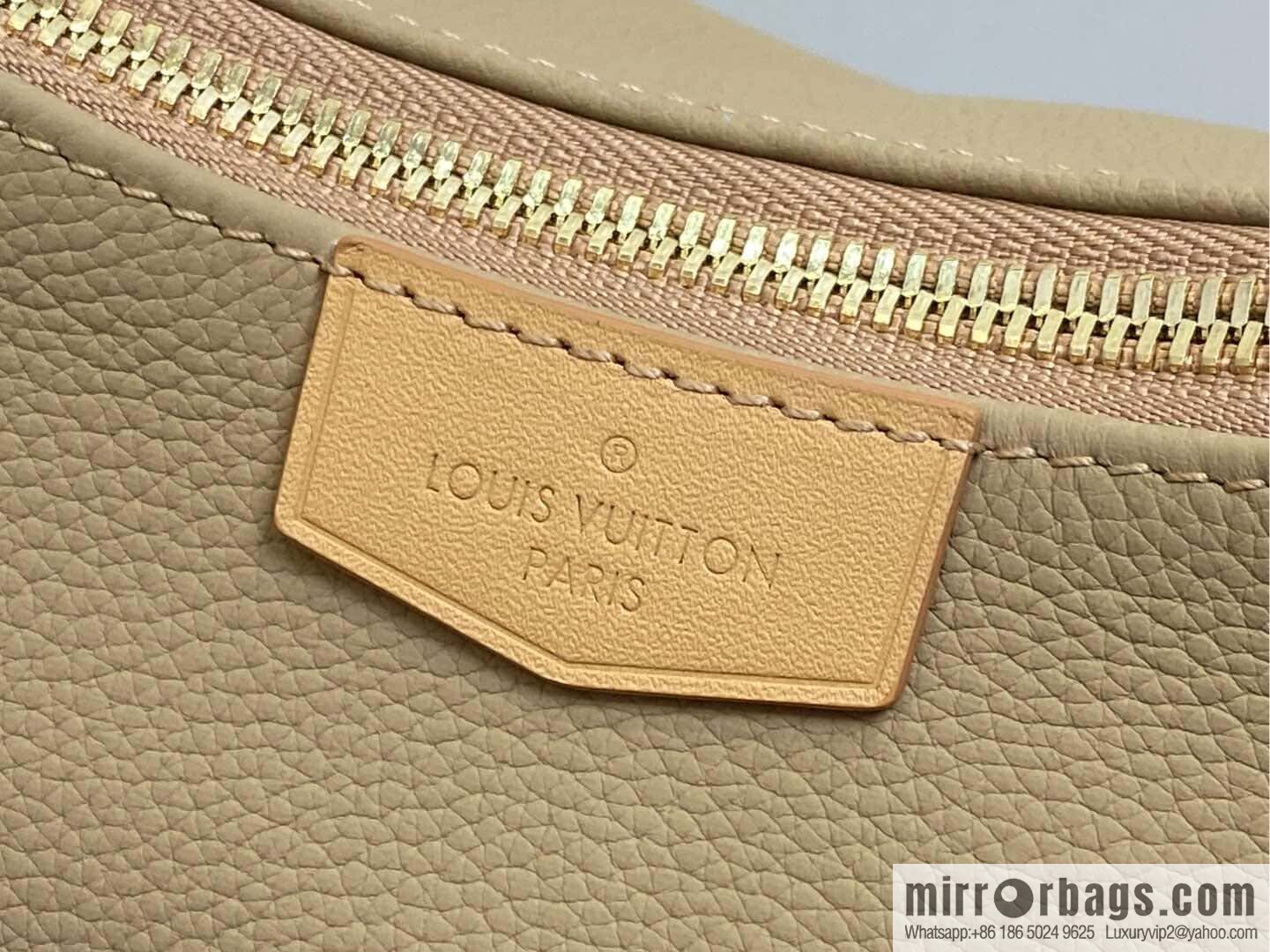 [Original order boutique] M12697 presbyopia brown, men's bag messenger bag series HOBO CARGO handbag