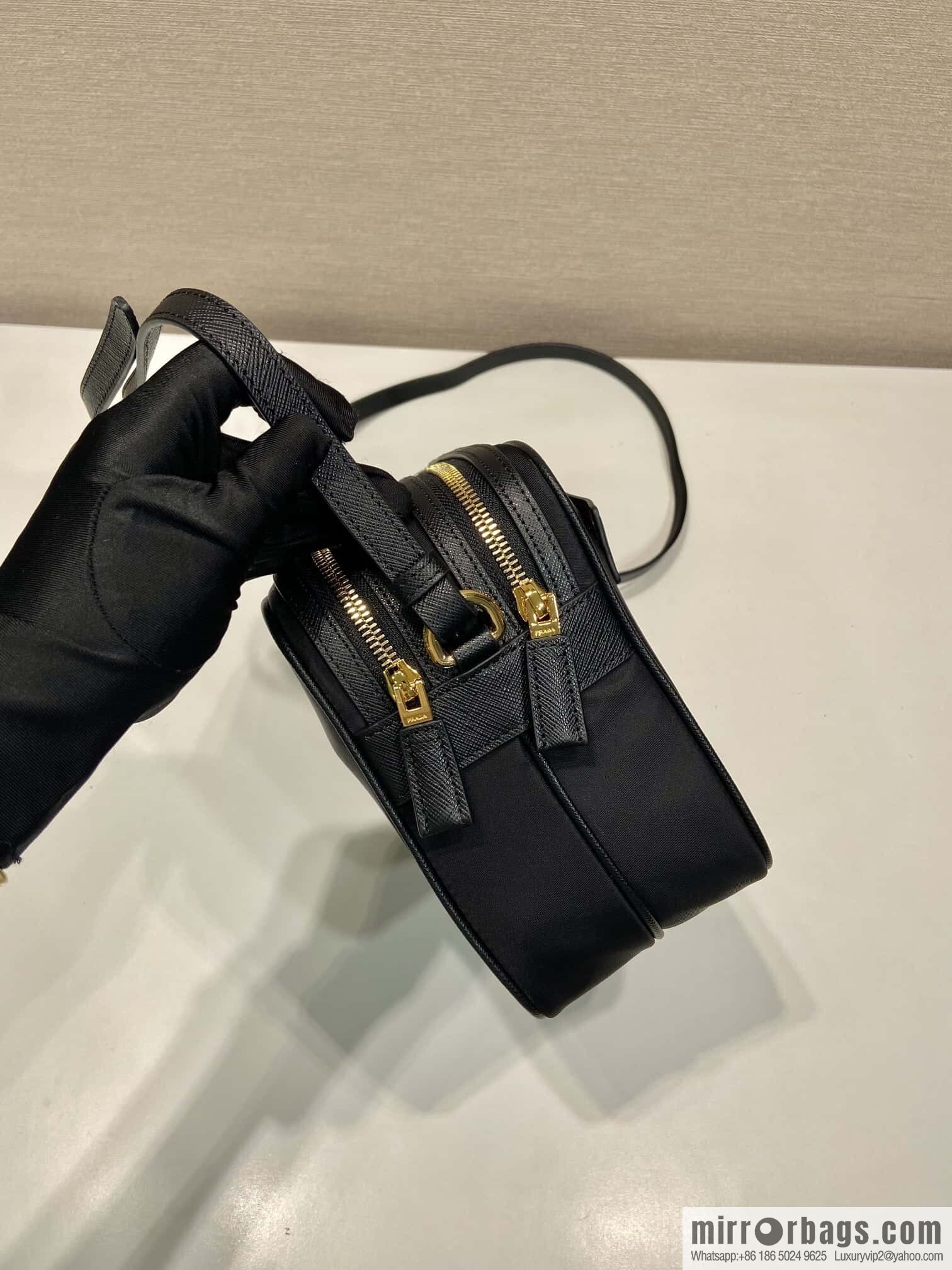 PRADA 🎉 new 🎉 1BH218 shoulder bag🎉🎉