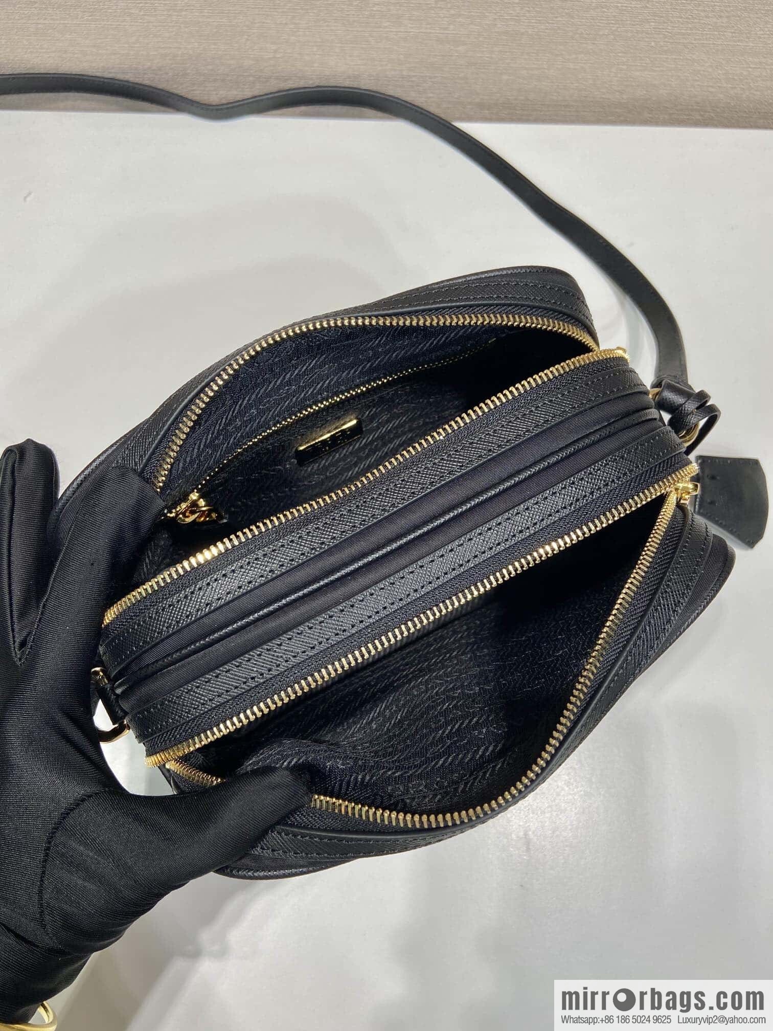 PRADA 🎉 new 🎉 1BH218 shoulder bag🎉🎉