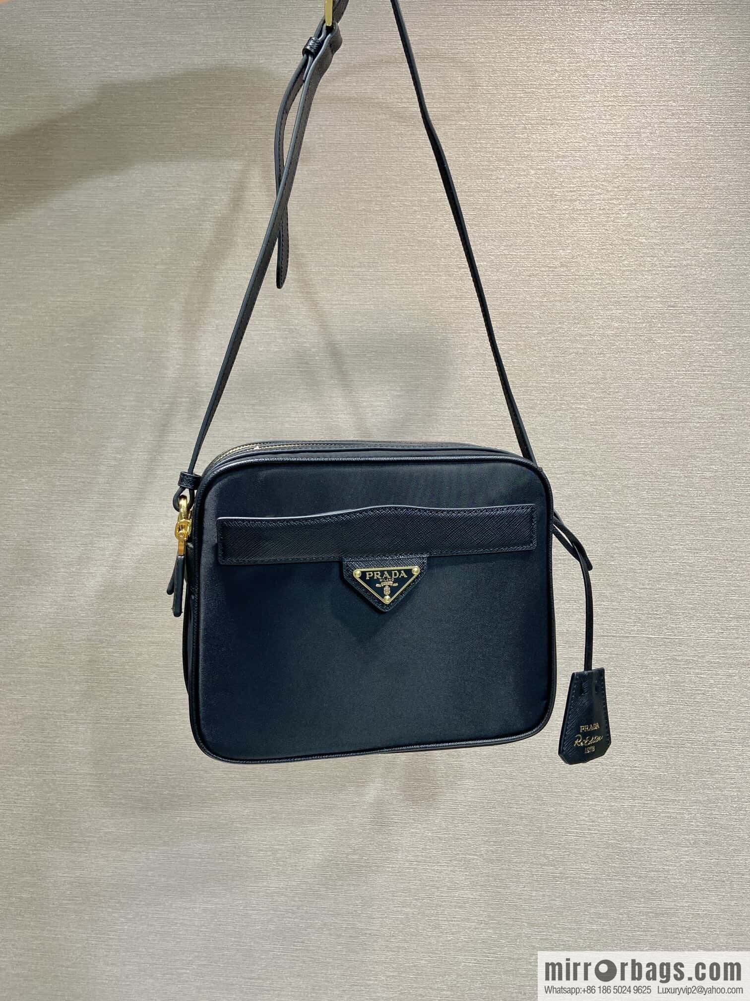 PRADA 🎉 new 🎉 1BH218 shoulder bag🎉🎉