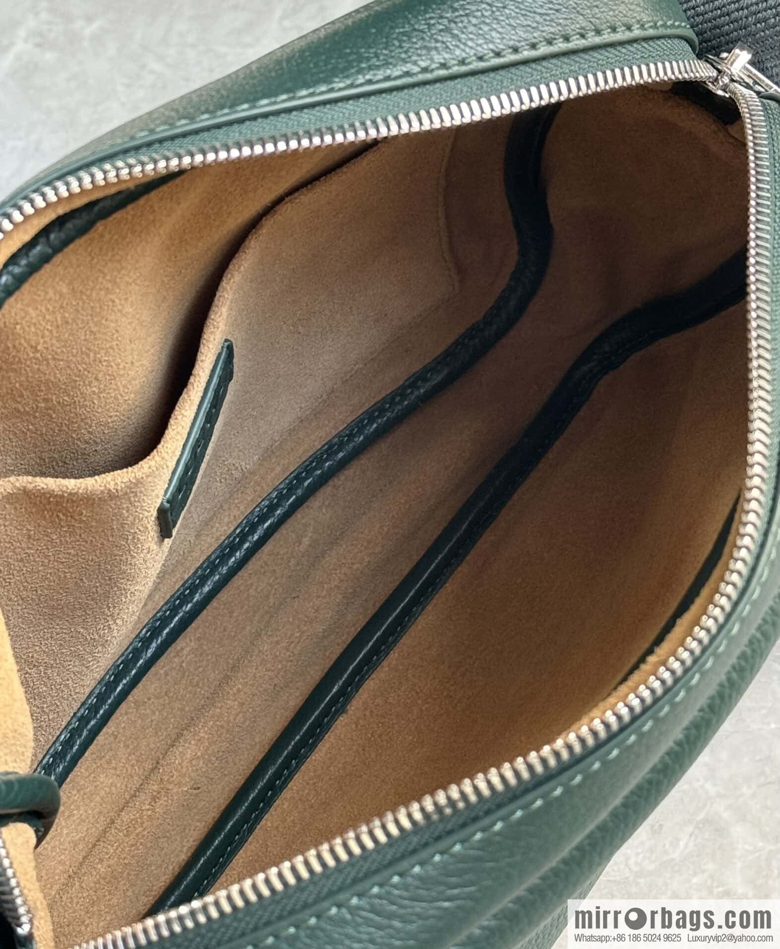 LOEWE latest | Pebble messenger bag 0522 green