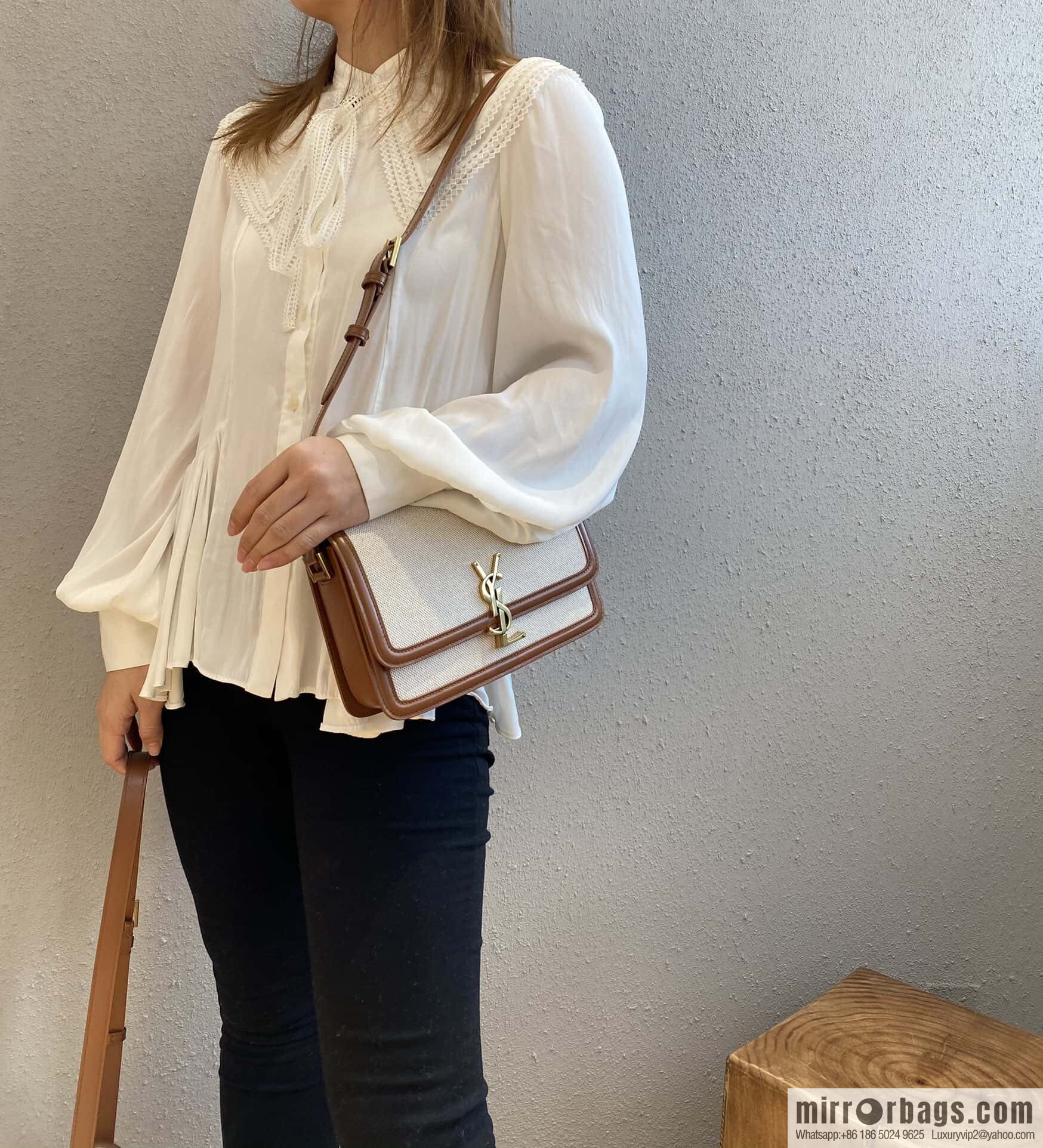 YSL 𝑺𝑶𝑳𝑭𝑬𝑹𝑰𝑵𝑶-𝟮𝟯𝒄𝒎 Model: 634305