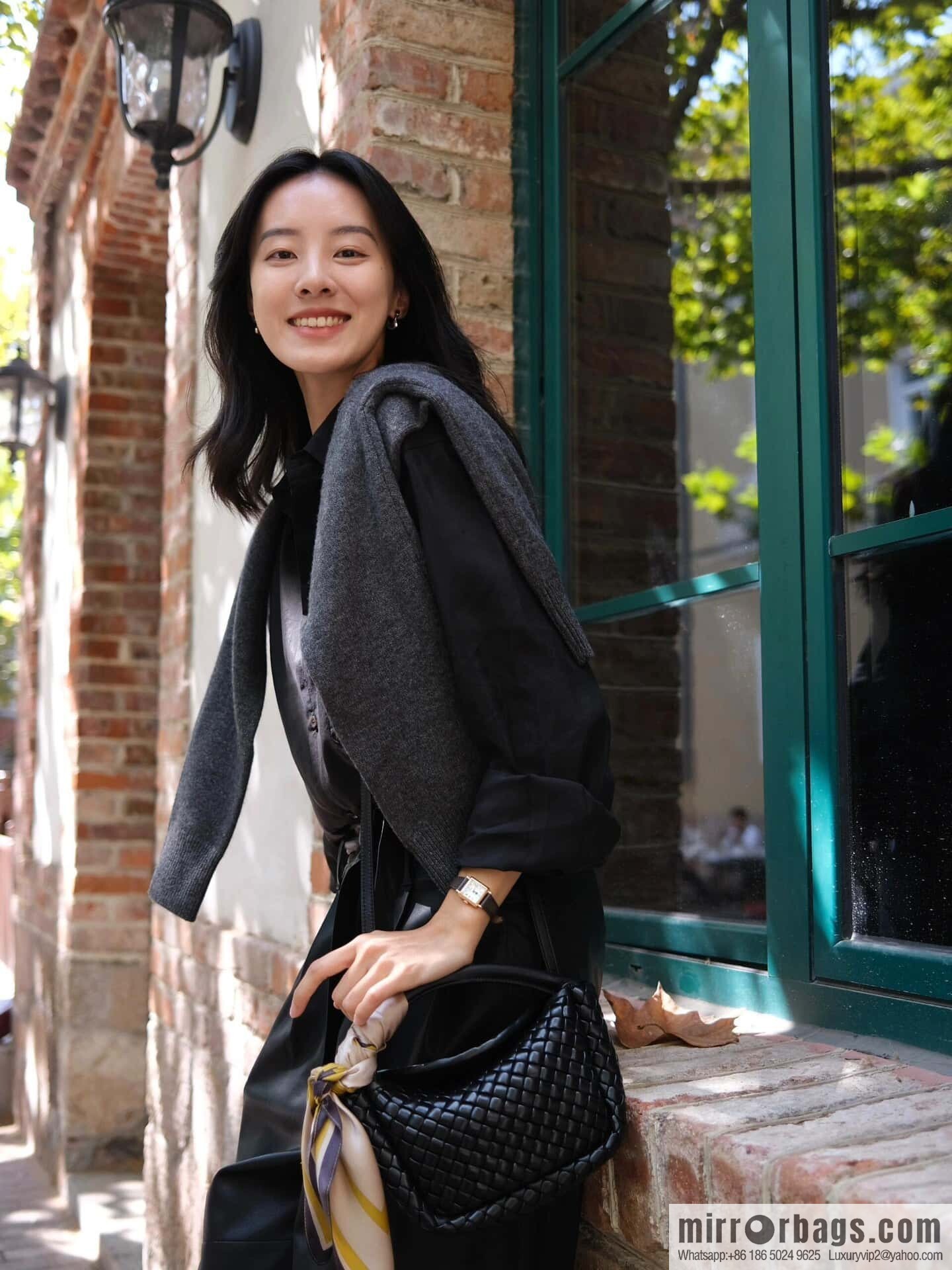 BV Small Cobble Handbag 805739 Black