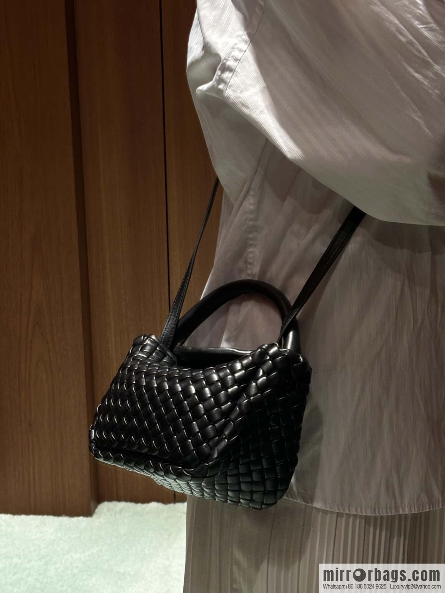 BV Small Cobble Handbag 805739 Black
