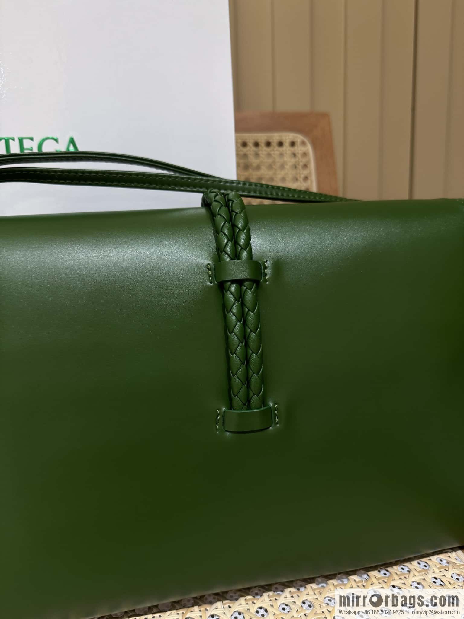 BV Large Liberta Crossbody Bag 806034 Green Pepper Green