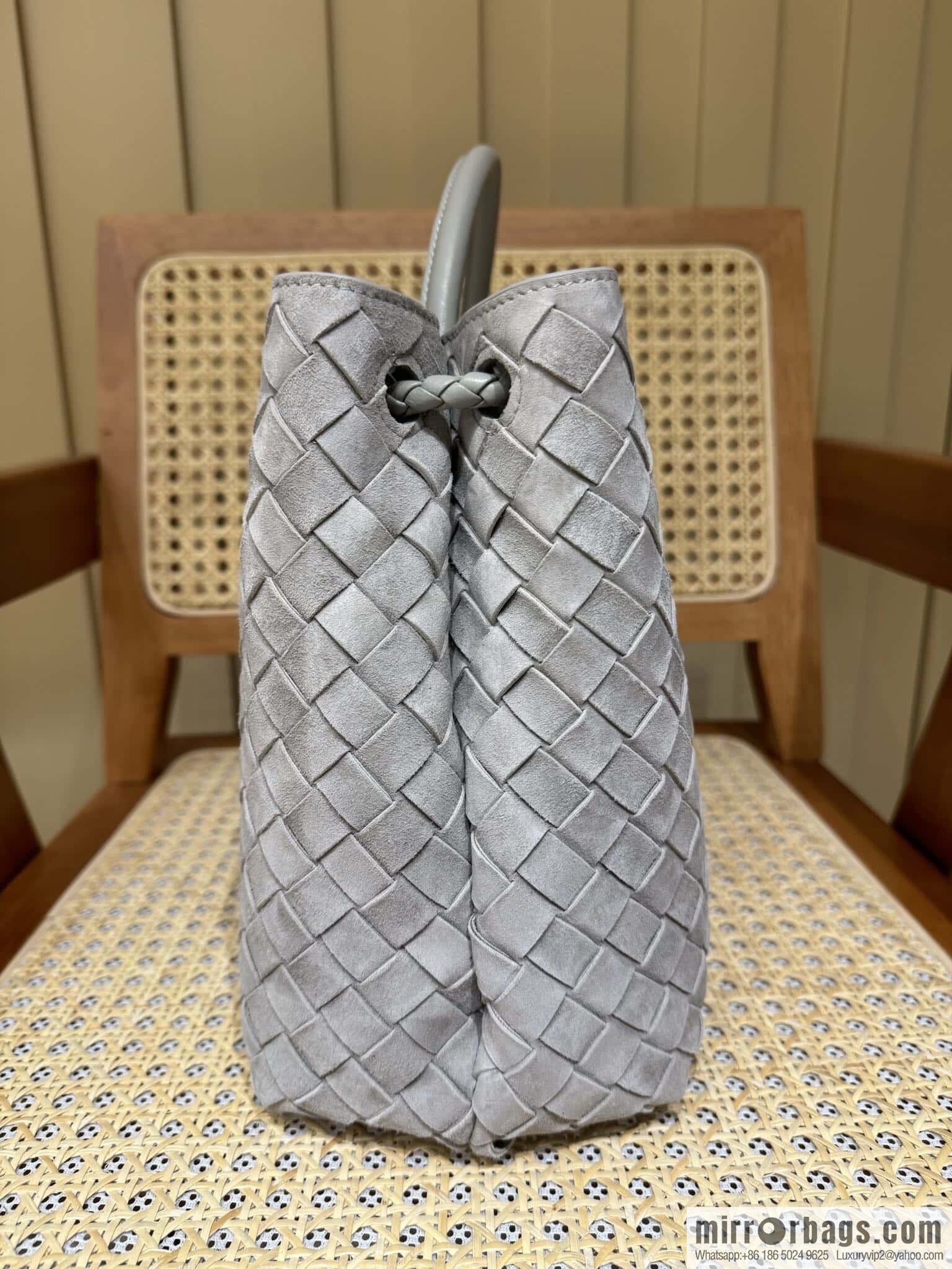 BV Medium Andiamo Tote Bag 766016 Suede Silver Grey