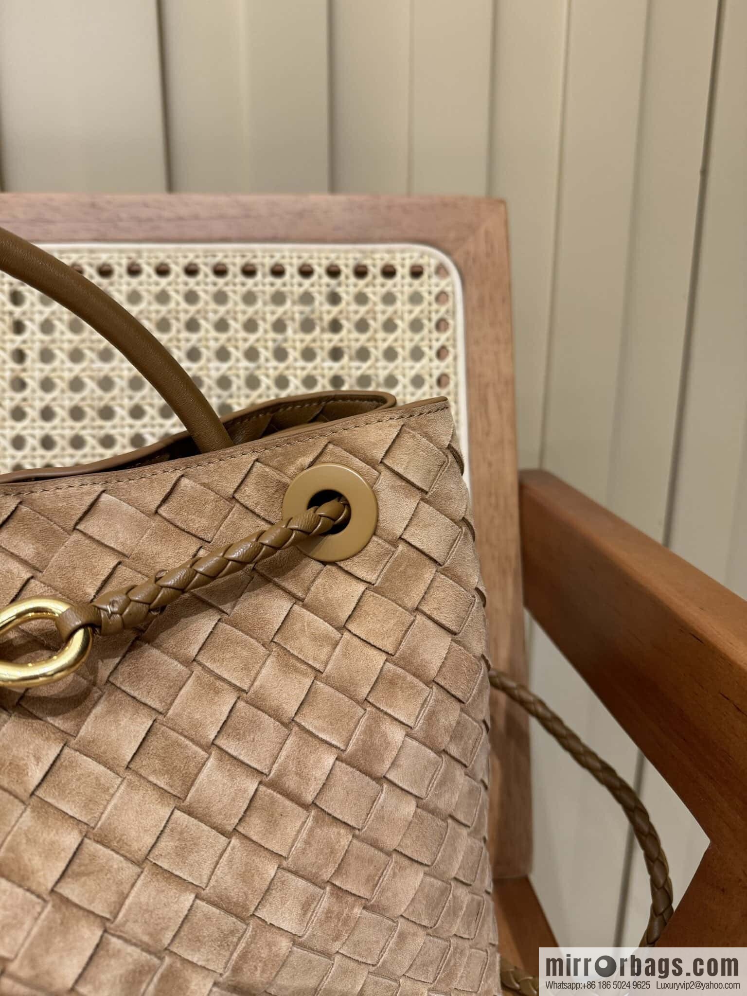 BV Medium Andiamond Handbag 766016 Suede Caramel