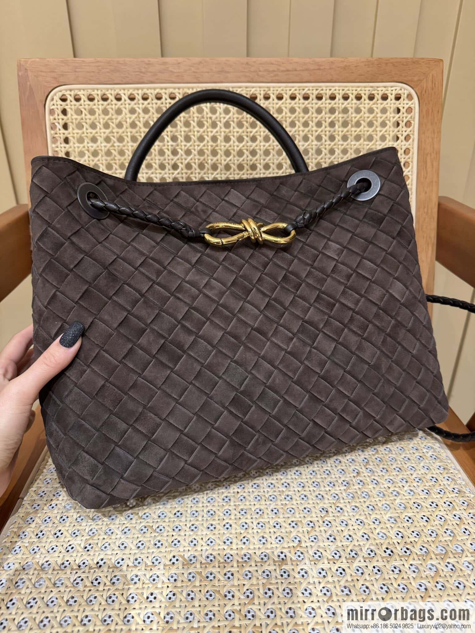 BV Medium Andiamo Tote Bag 766016 Suede Chocolate Brown