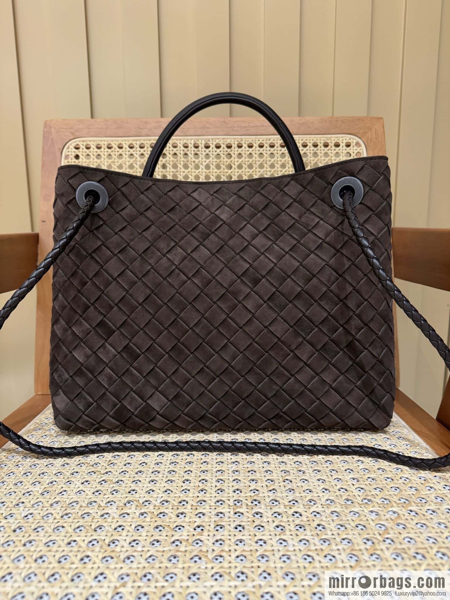 BV Medium Andiamo Tote Bag 766016 Suede Chocolate Brown