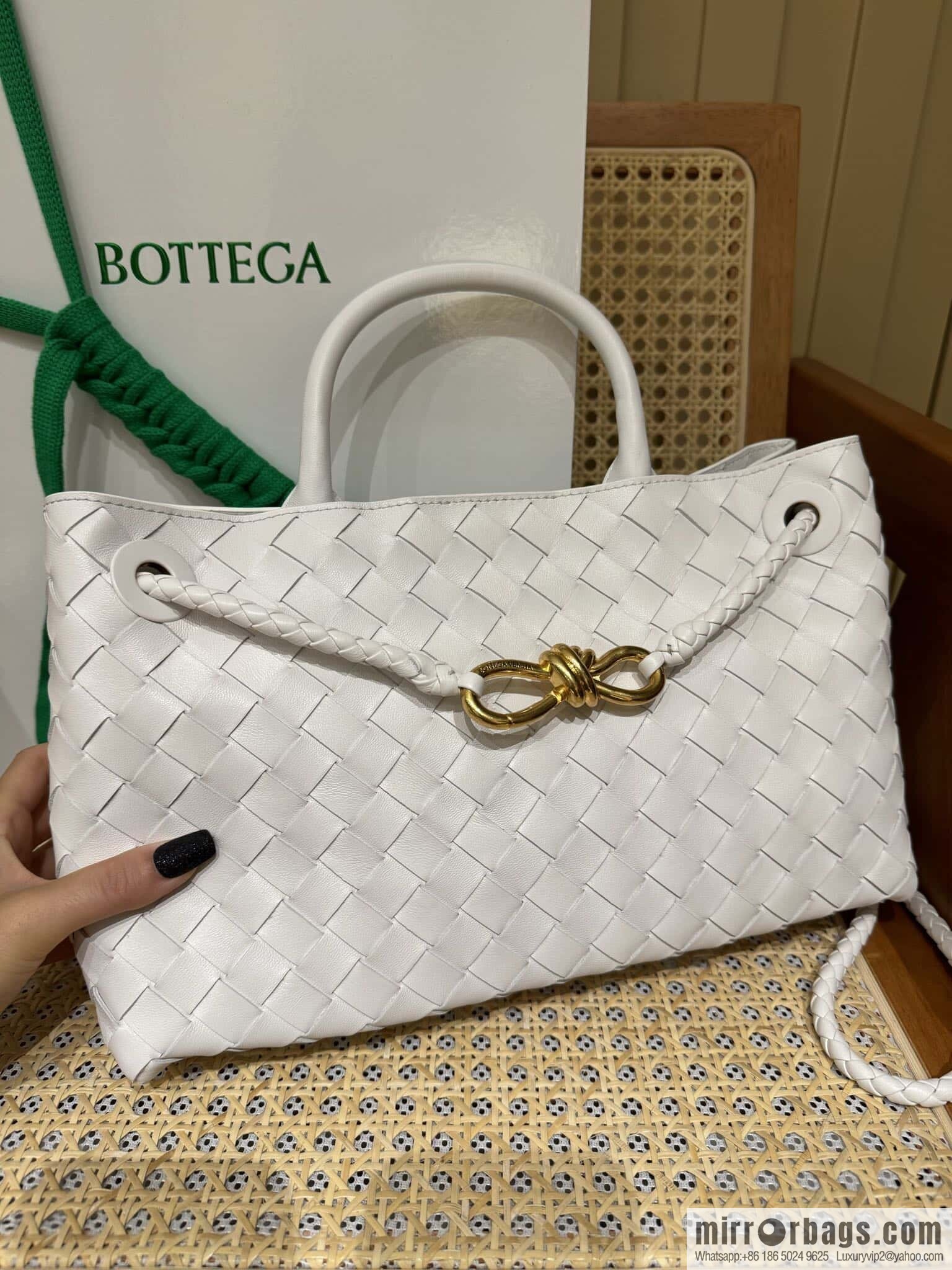 BV small horizontal Andiamond handbag 766010 white