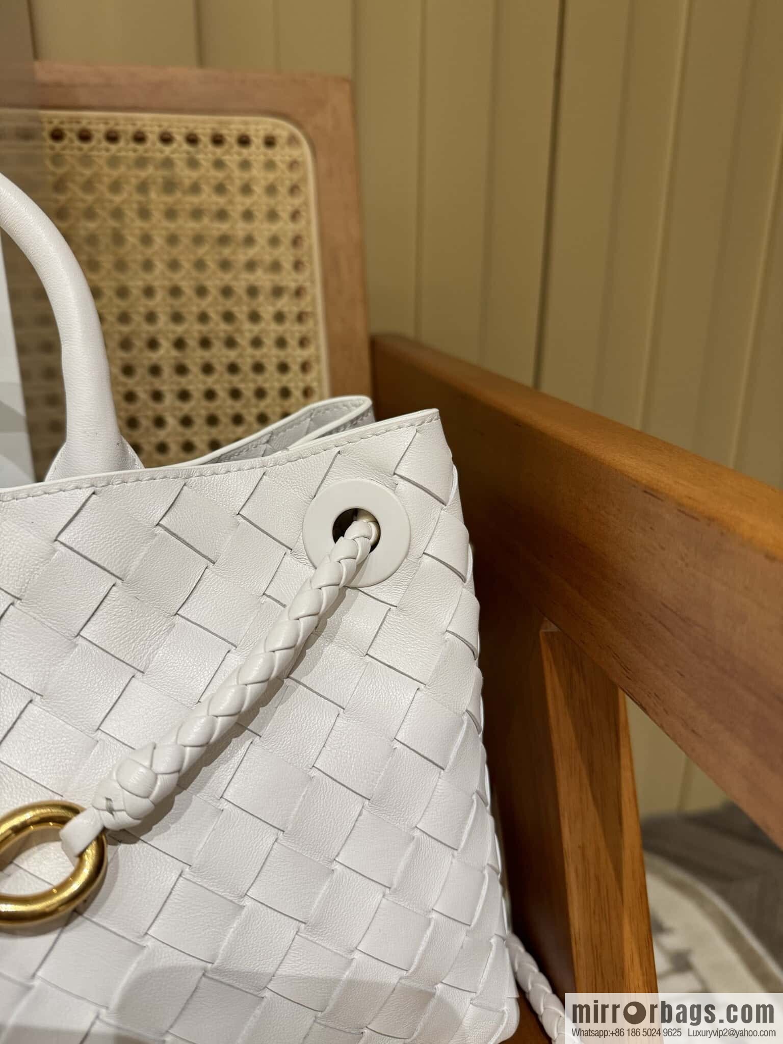 BV small horizontal Andiamond handbag 766010 white