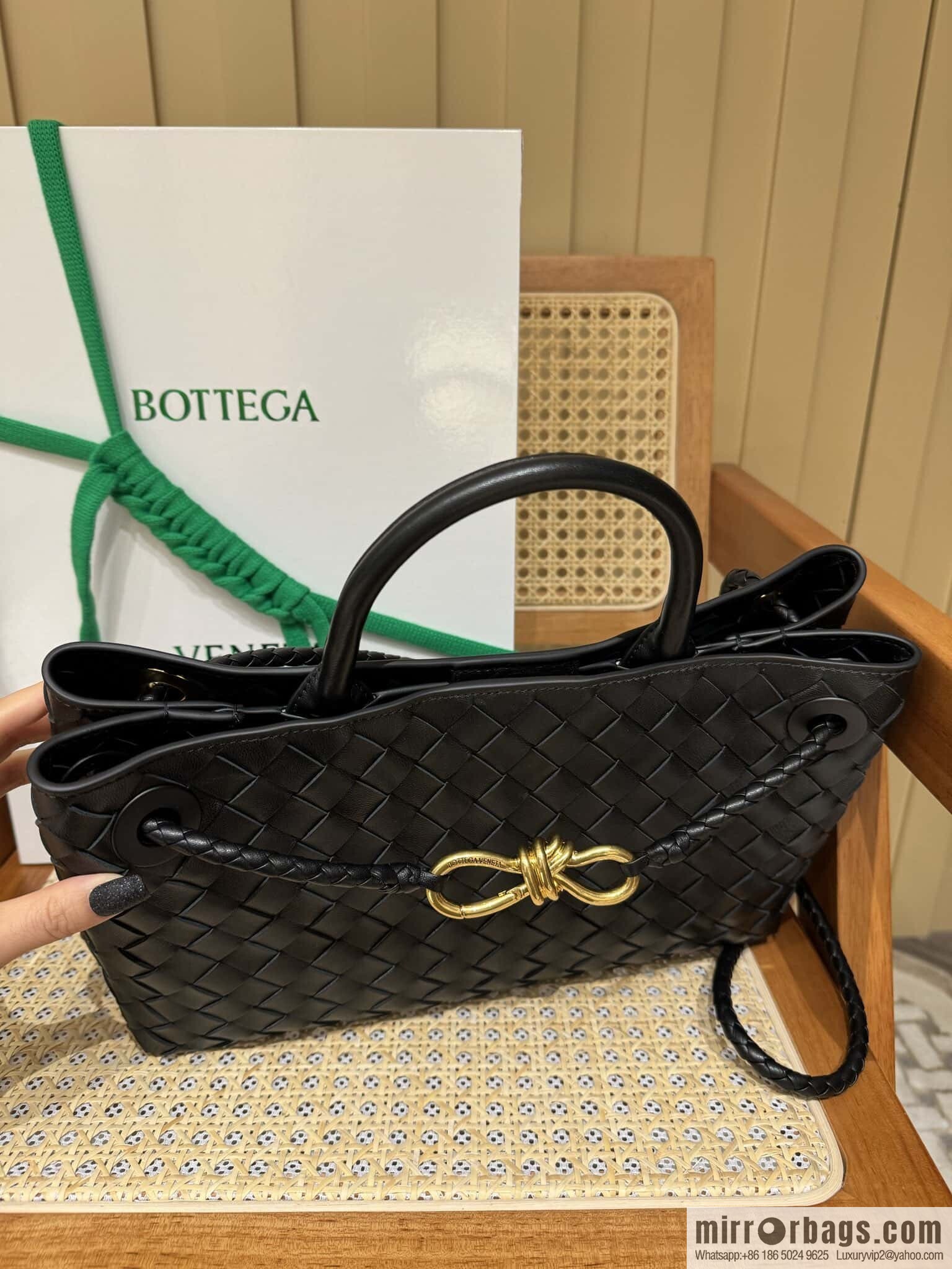 BV Small Horizontal Andiamond Handbag 766010 Black