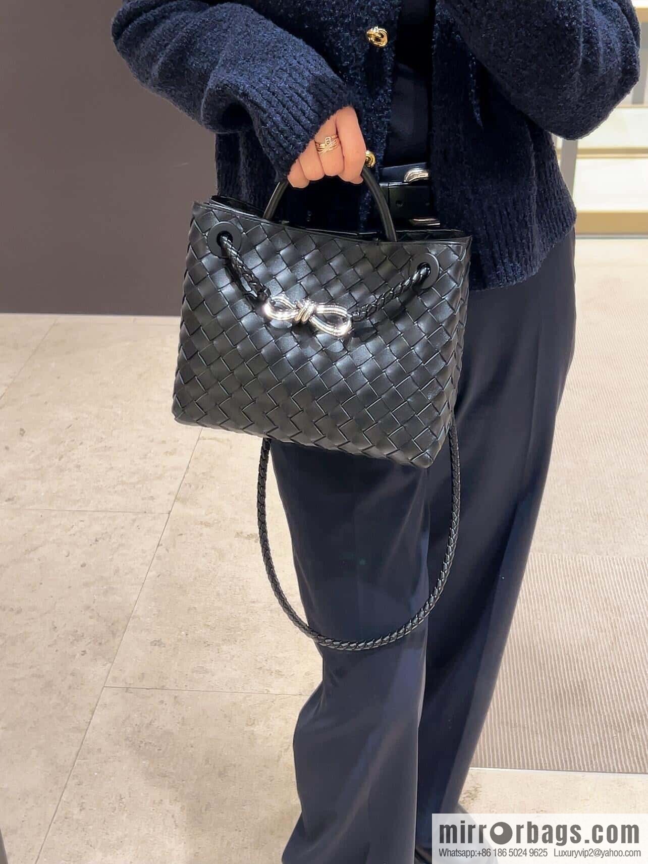 BV 🆕 small Andiamo handbag 766014 black with silver buckle🆕