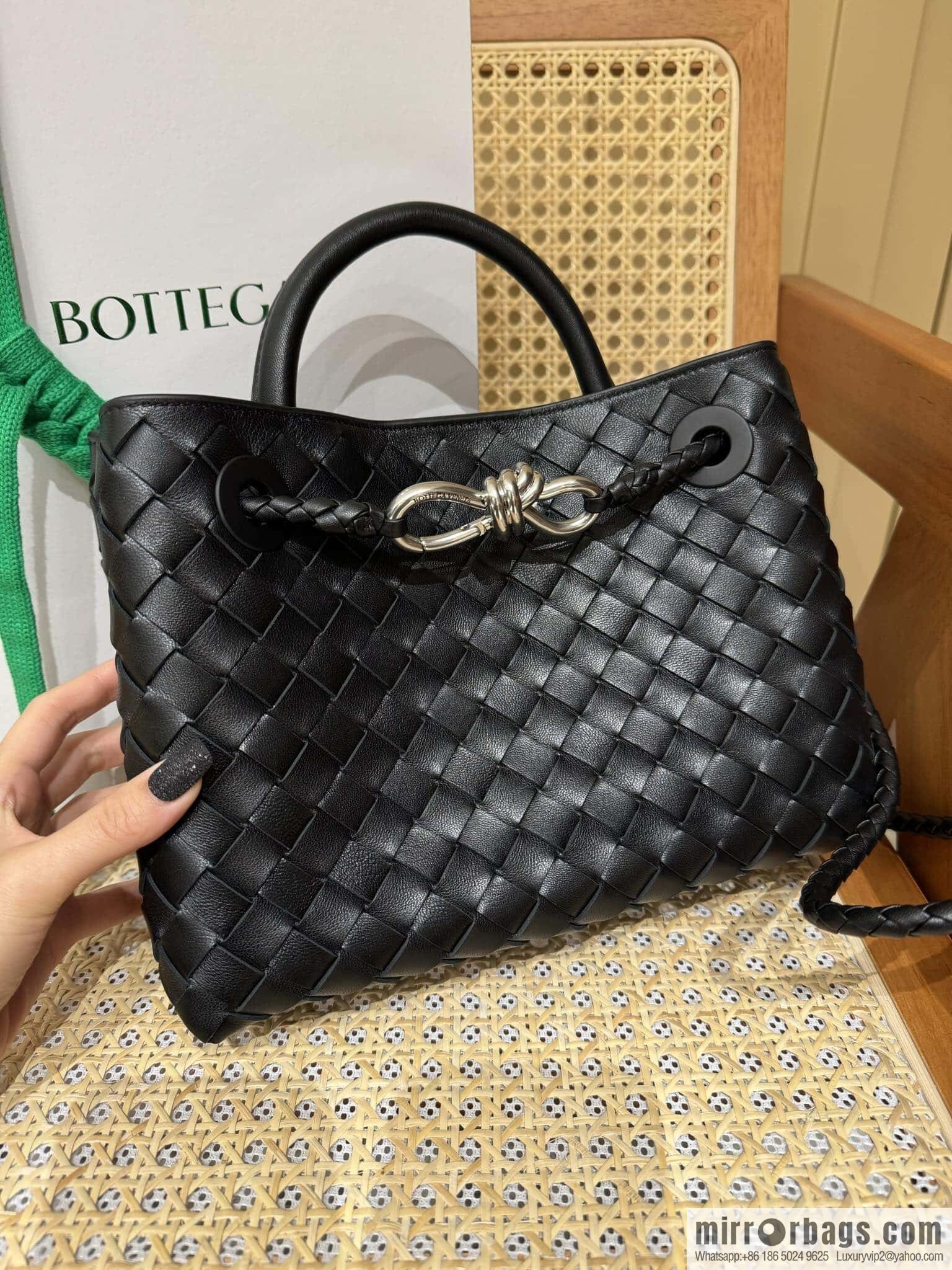 BV 🆕 small Andiamo handbag 766014 black with silver buckle🆕