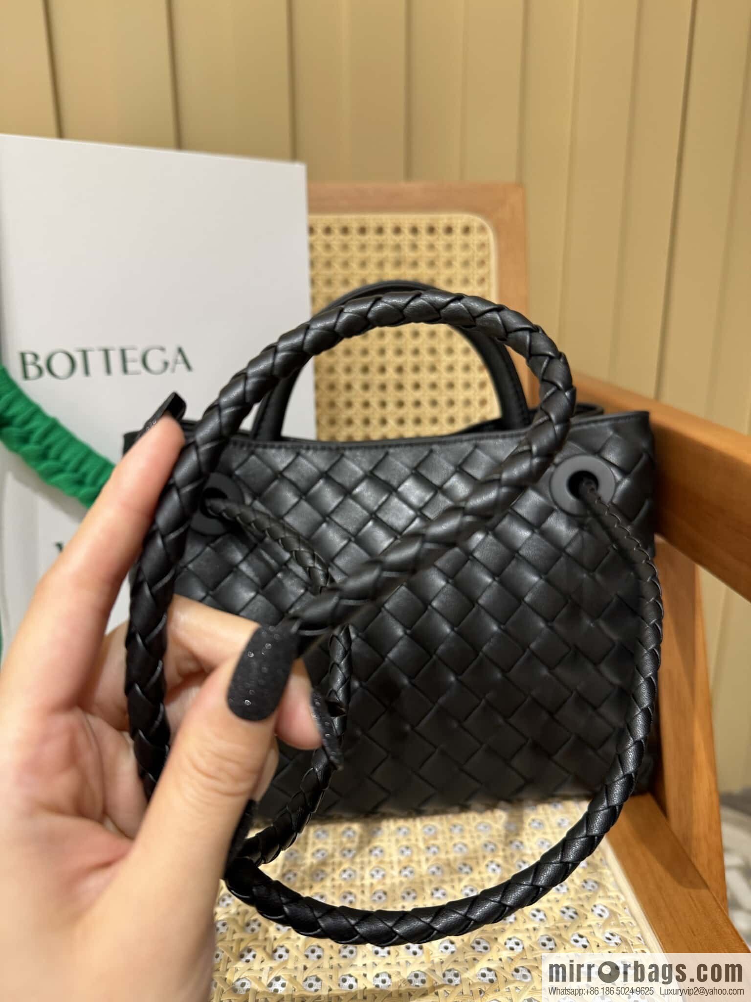 BV 🆕 small Andiamo handbag 766014 black with silver buckle🆕