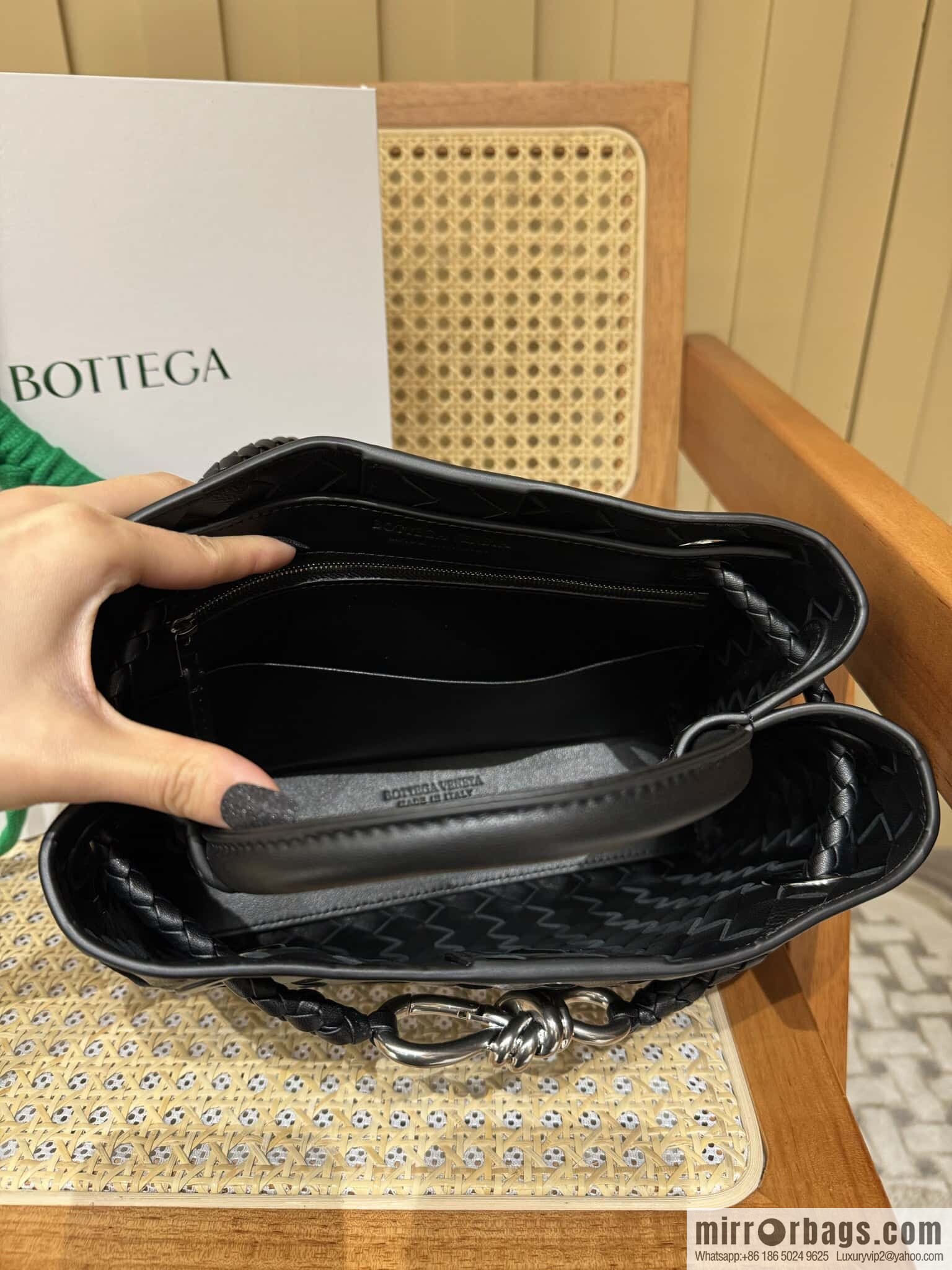 BV 🆕 small Andiamo handbag 766014 black with silver buckle🆕