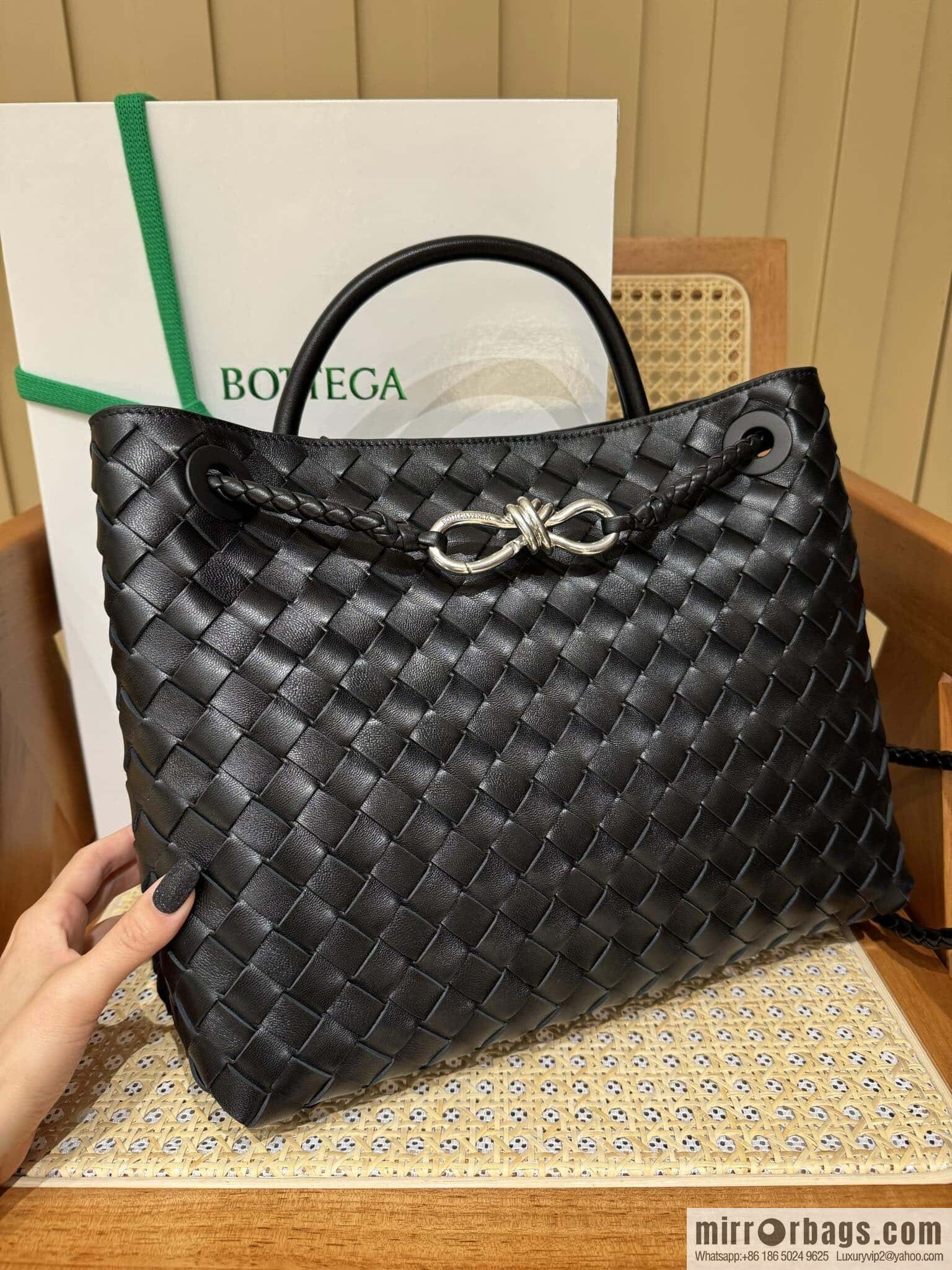 BV 🆕 Medium Andiamo Handbag 766016 Black with Silver Buckle🆕
