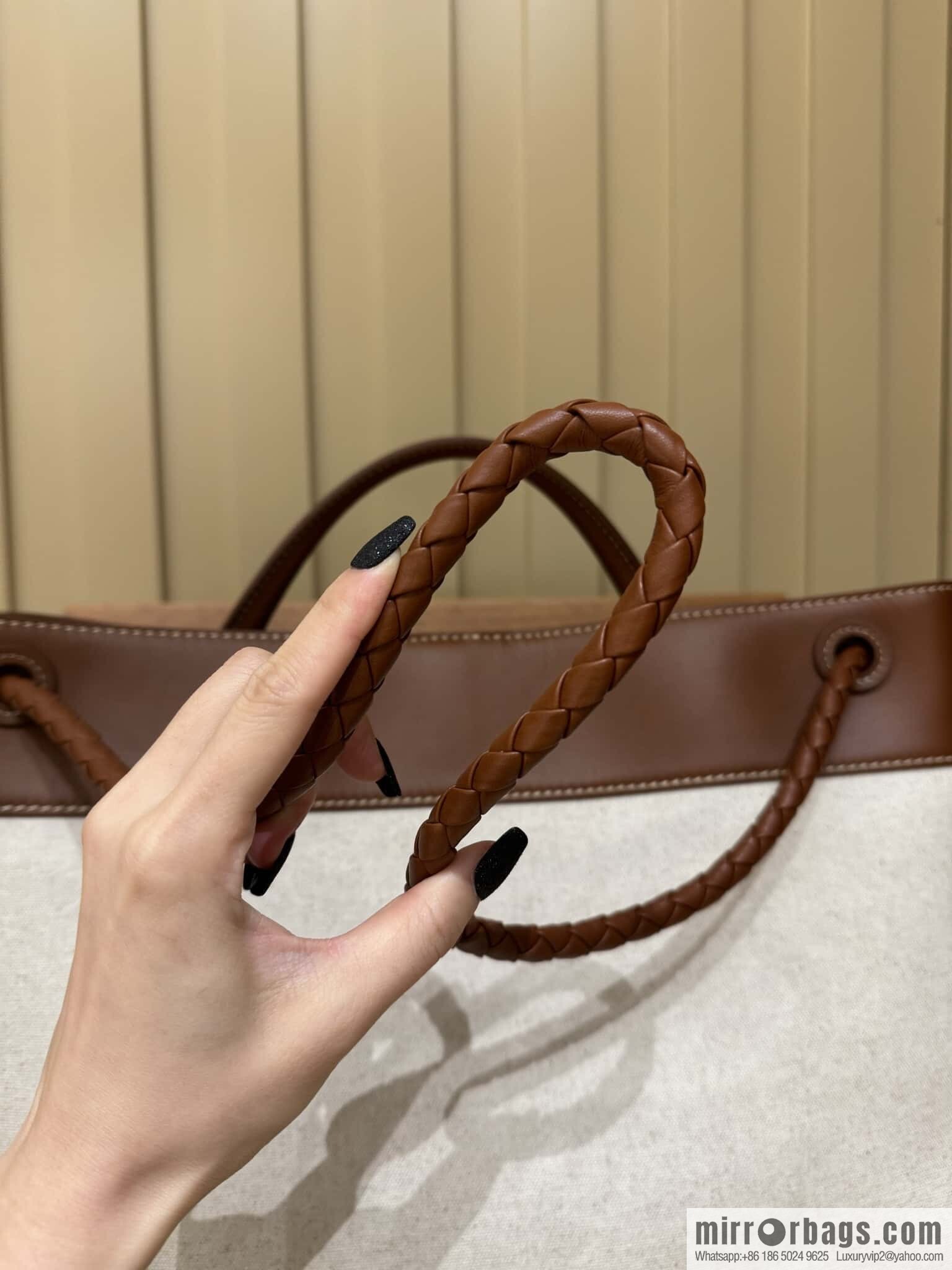 BV Large Andiamond Handbag 786194 Caramel Patchwork