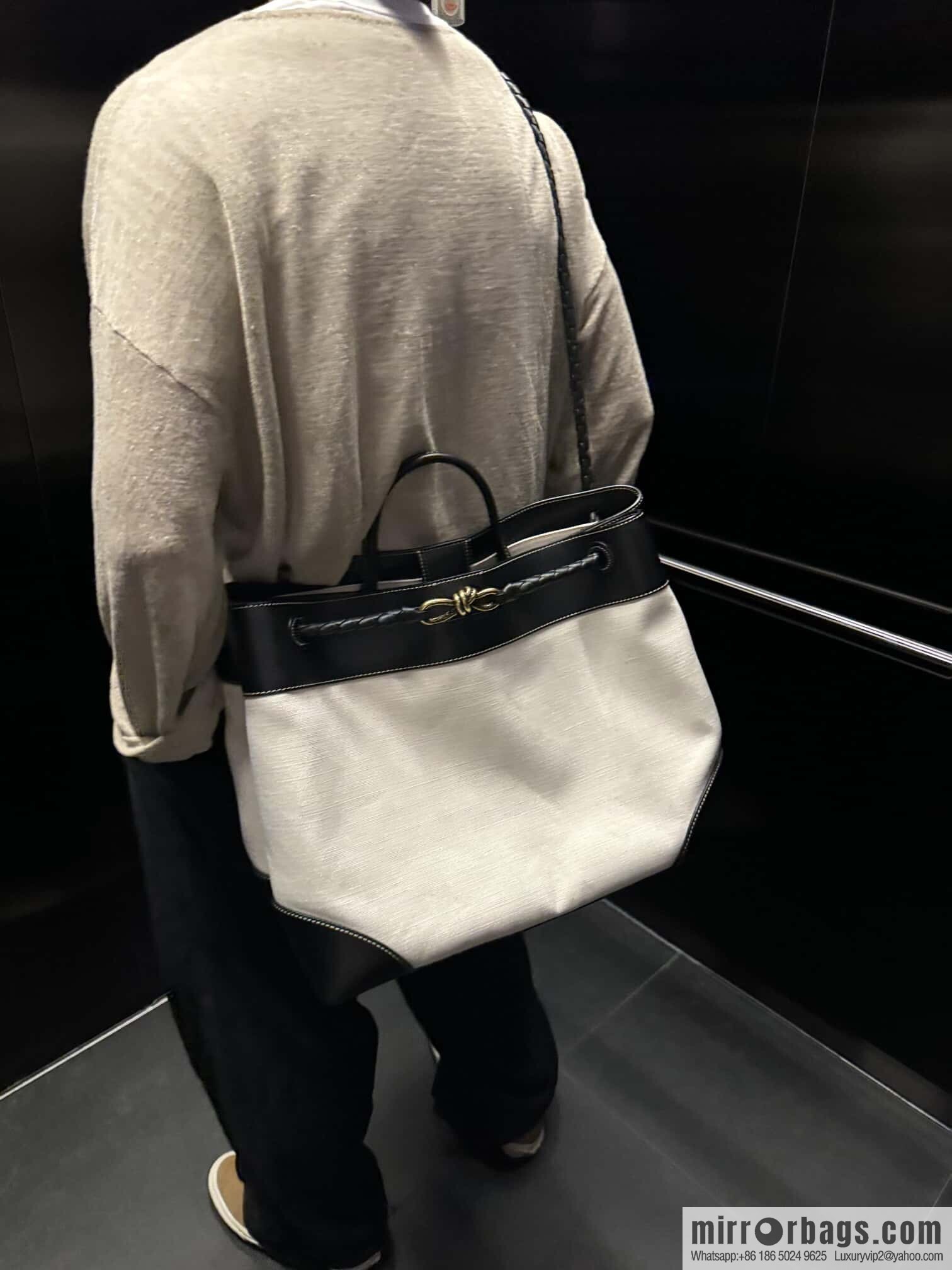 BV Large Andiamond Handbag 786194 Black Patchwork