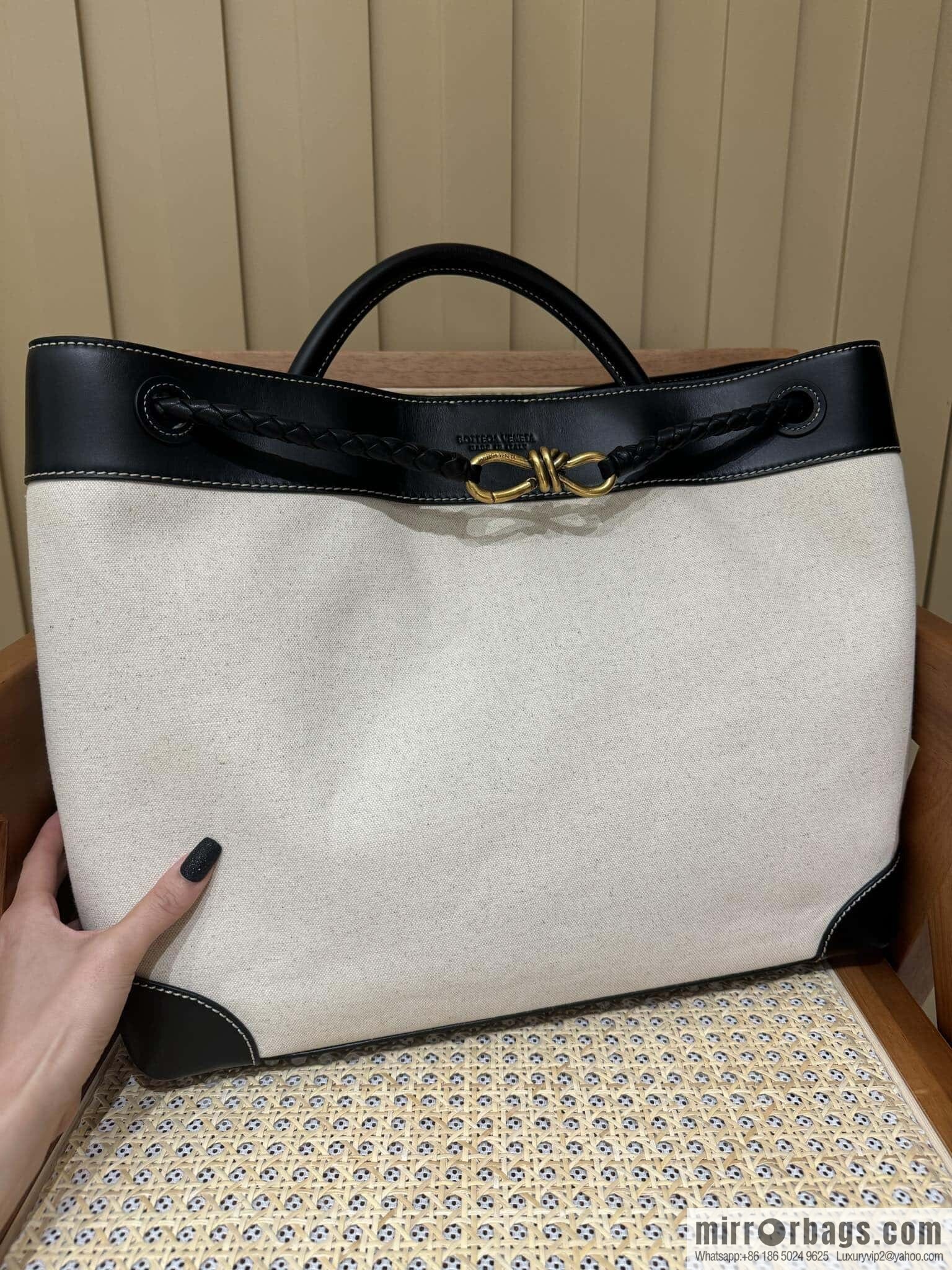 BV Large Andiamond Handbag 786194 Black Patchwork