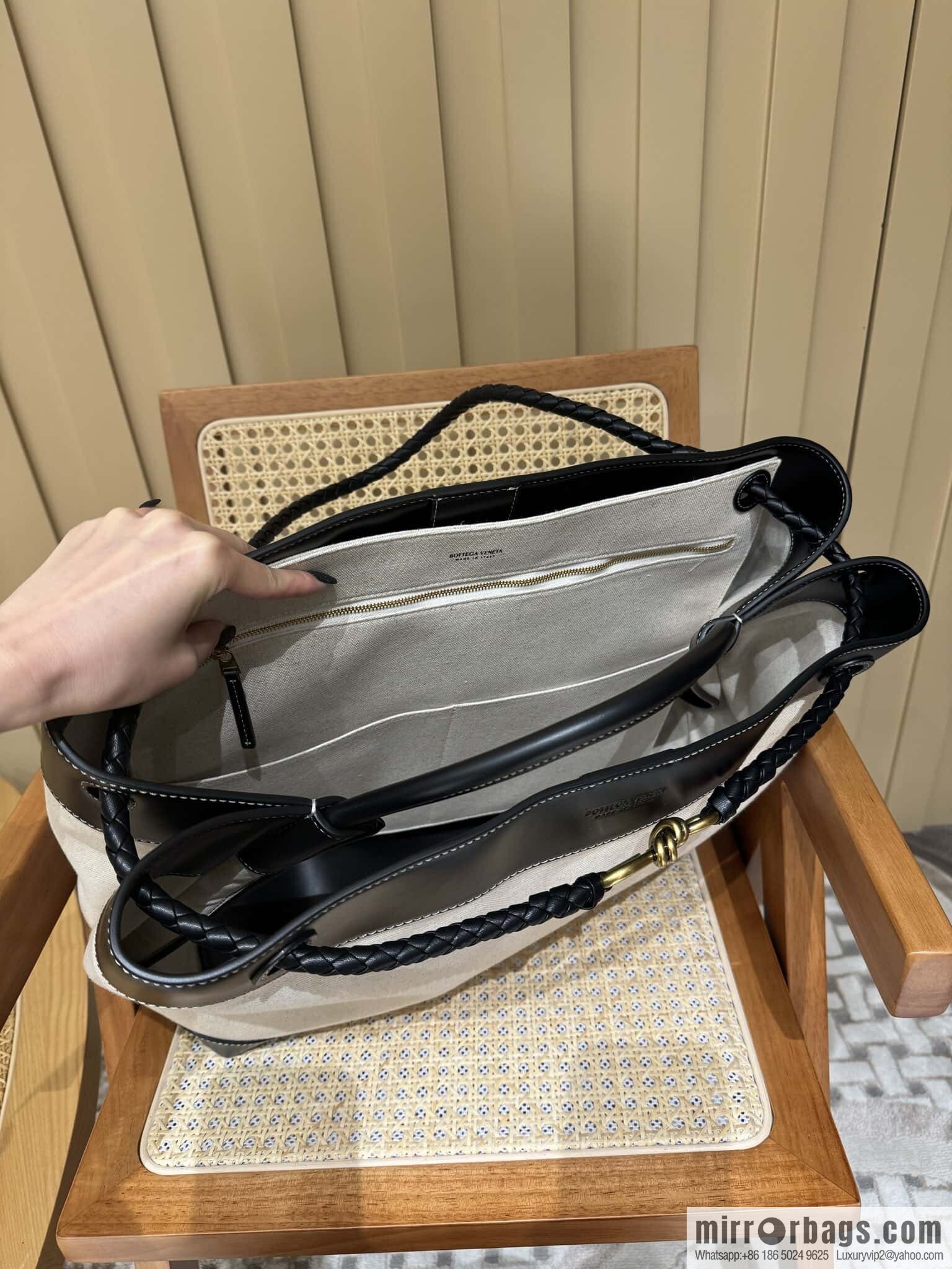 BV Large Andiamond Handbag 786194 Black Patchwork