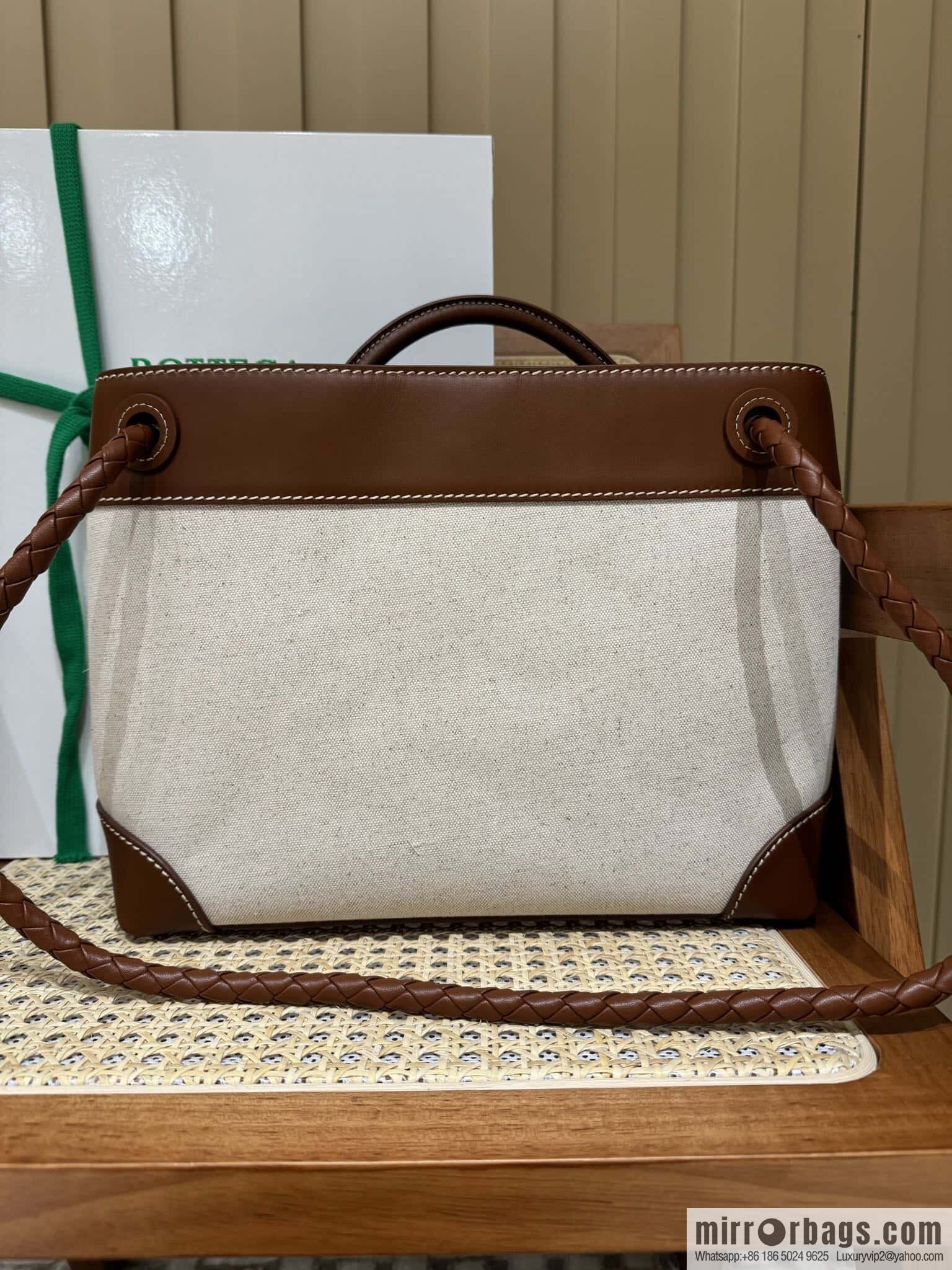 BV Medium Andiamond Handbag 766016 Caramel Patchwork