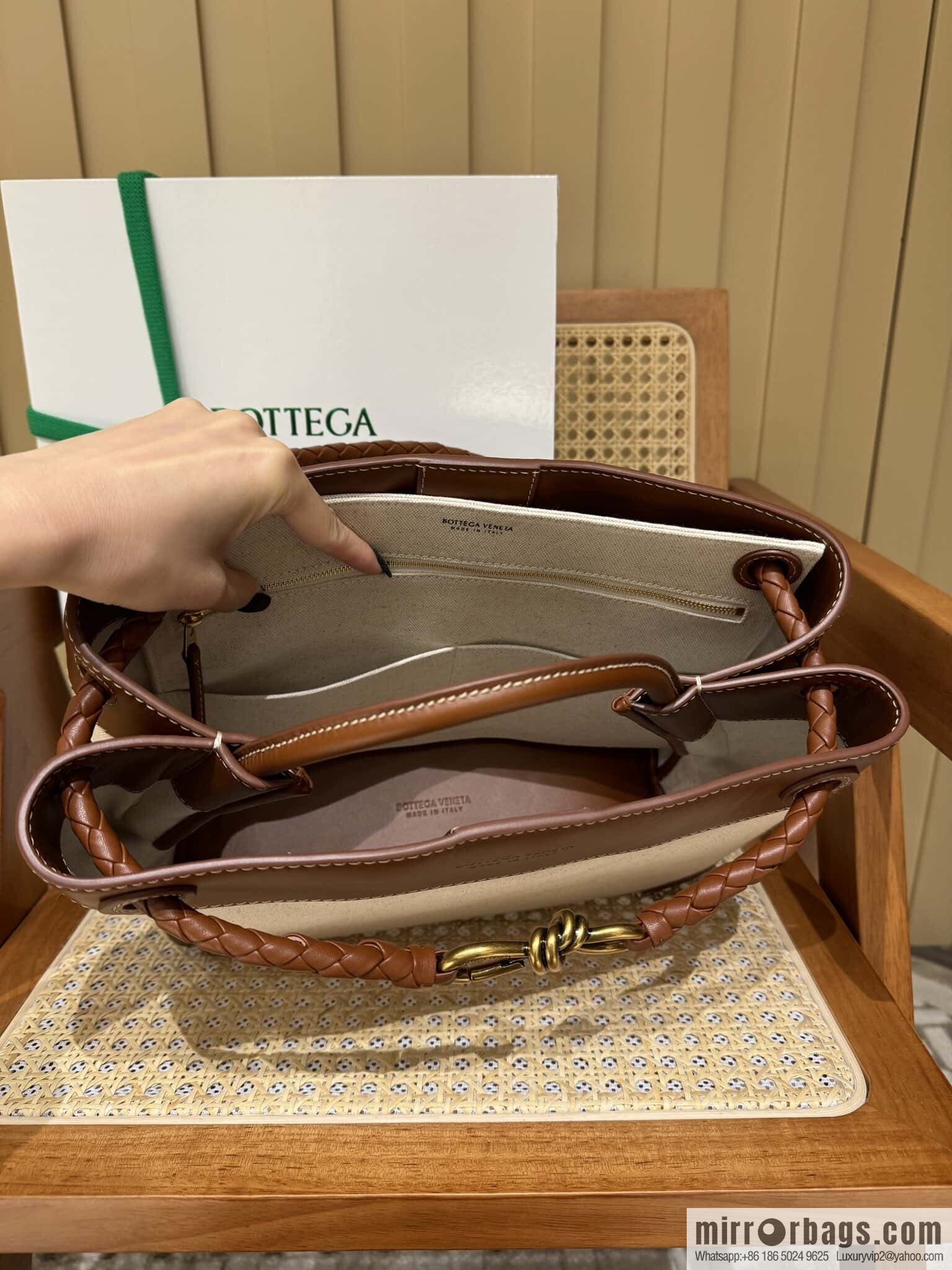 BV Medium Andiamond Handbag 766016 Caramel Patchwork