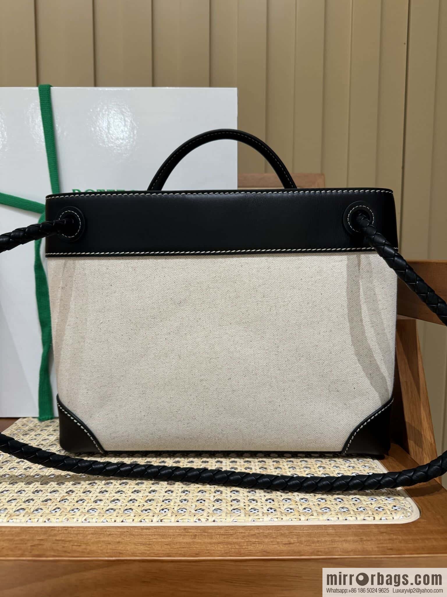 BV Medium Andiamond Handbag 766016 Black Patchwork