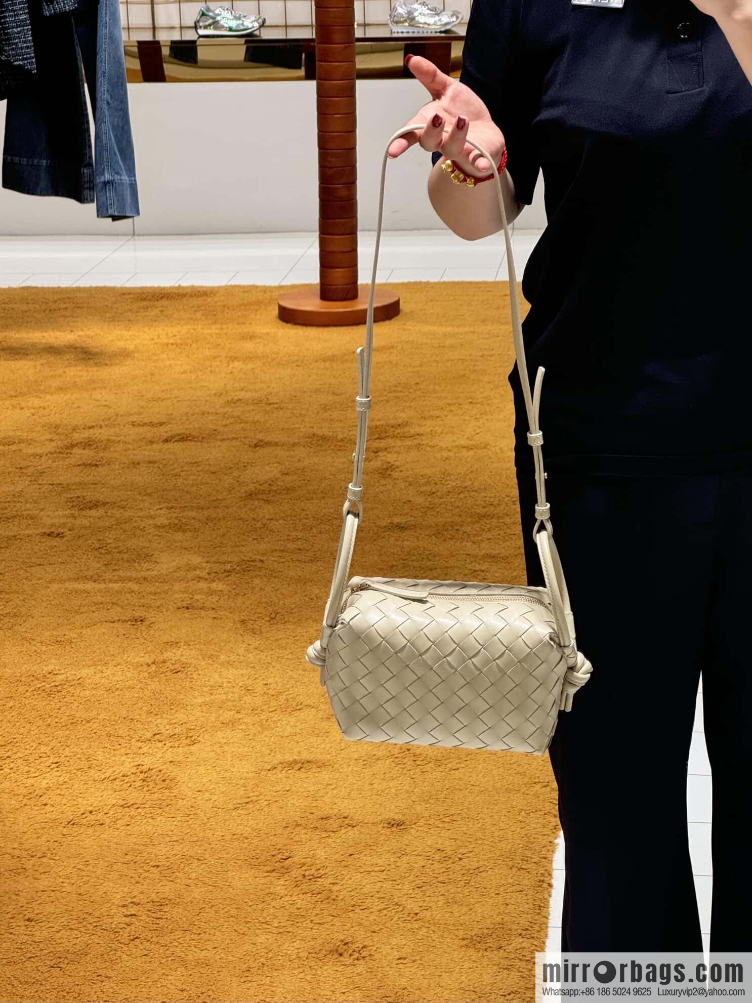 BV Loop Handbag 796615 Whipped Cream Sugar