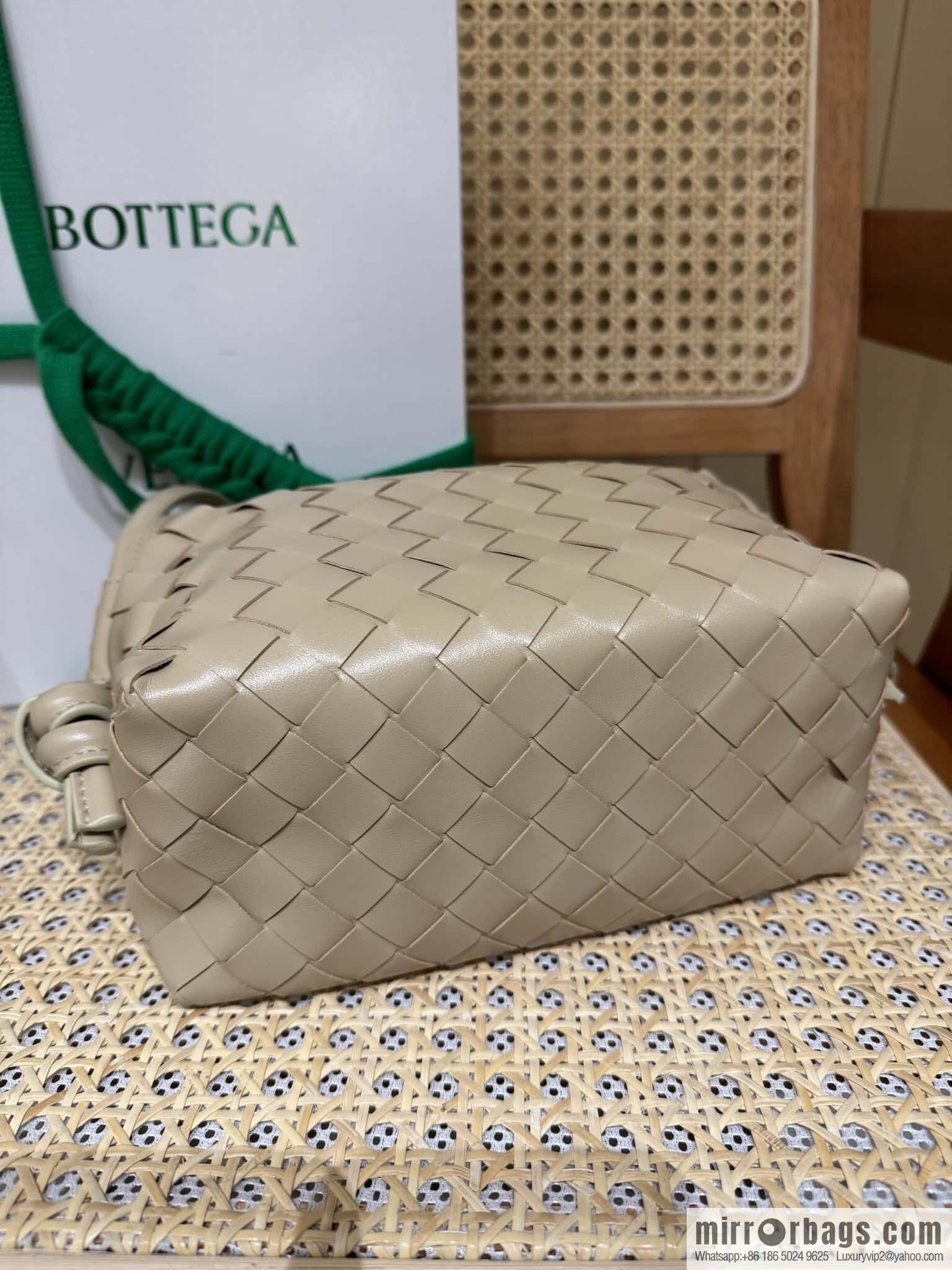 BV Loop Handbag 796615 Whipped Cream Sugar
