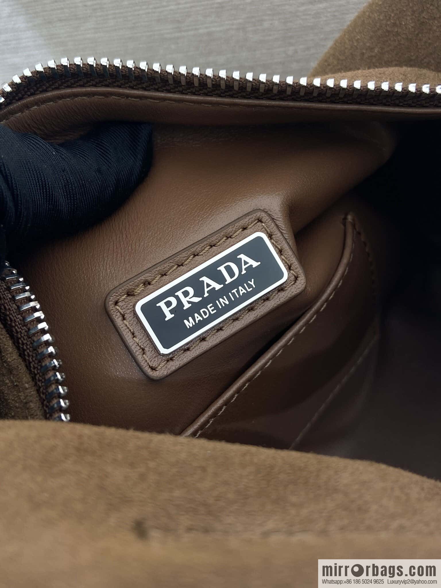 PRADA 🎉 New Boston 🎉 2VH188 Suede🎉🎉