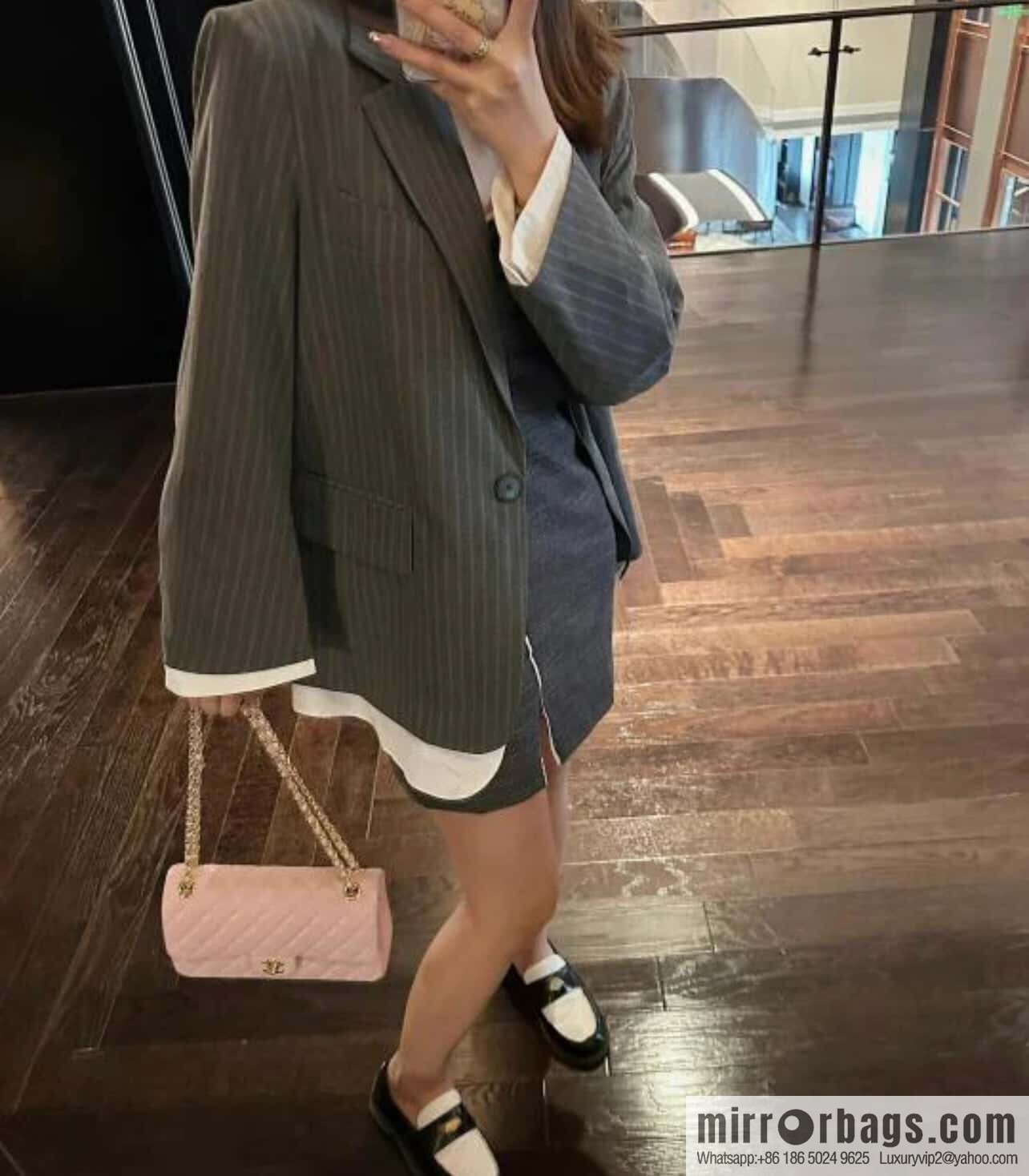 CHANEL 𝐂𝐥𝐚𝐬𝐬𝐢𝐜 𝐅𝐥𝐚𝐩 Medium Classic Cover Bag, Sakura Powder 🌸 A01112