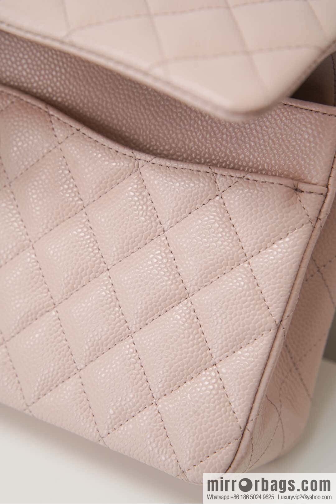 CHANEL 𝐂𝐥𝐚𝐬𝐬𝐢𝐜 𝐅𝐥𝐚𝐩 Medium Classic Cover Bag, Sakura Powder 🌸 A01112