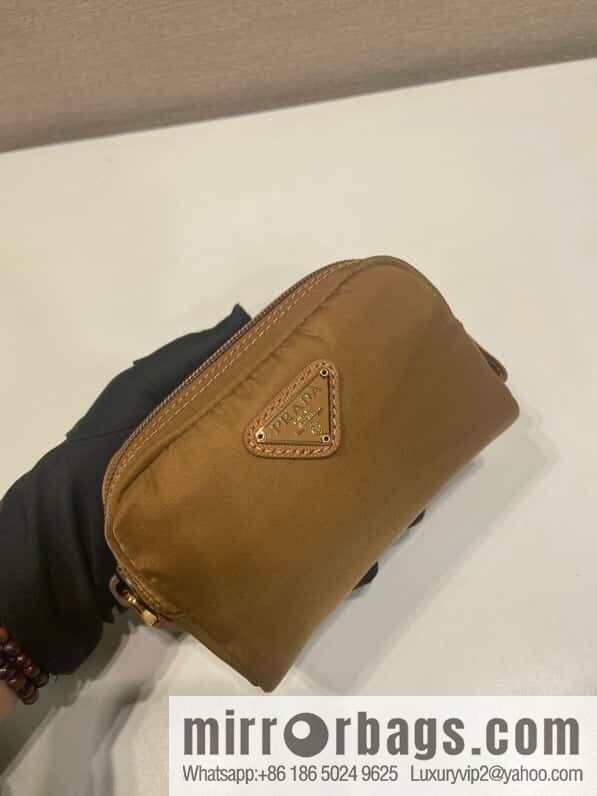 PRADA 🎉 small hand bag 🎉 1NA339 new color🎉🎉