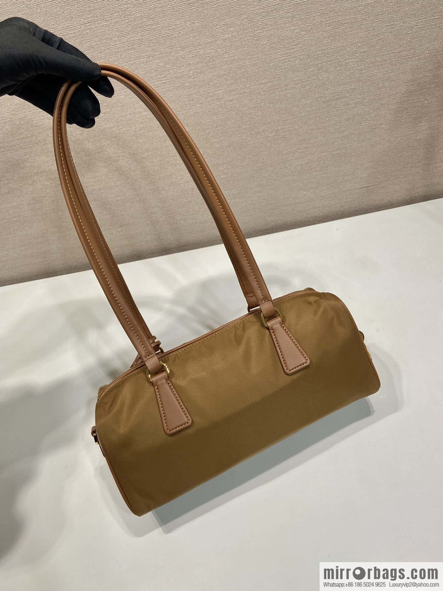 PRADA 🎉 new lock bag 🎉 1BB127 nylon cloth🎉🎉