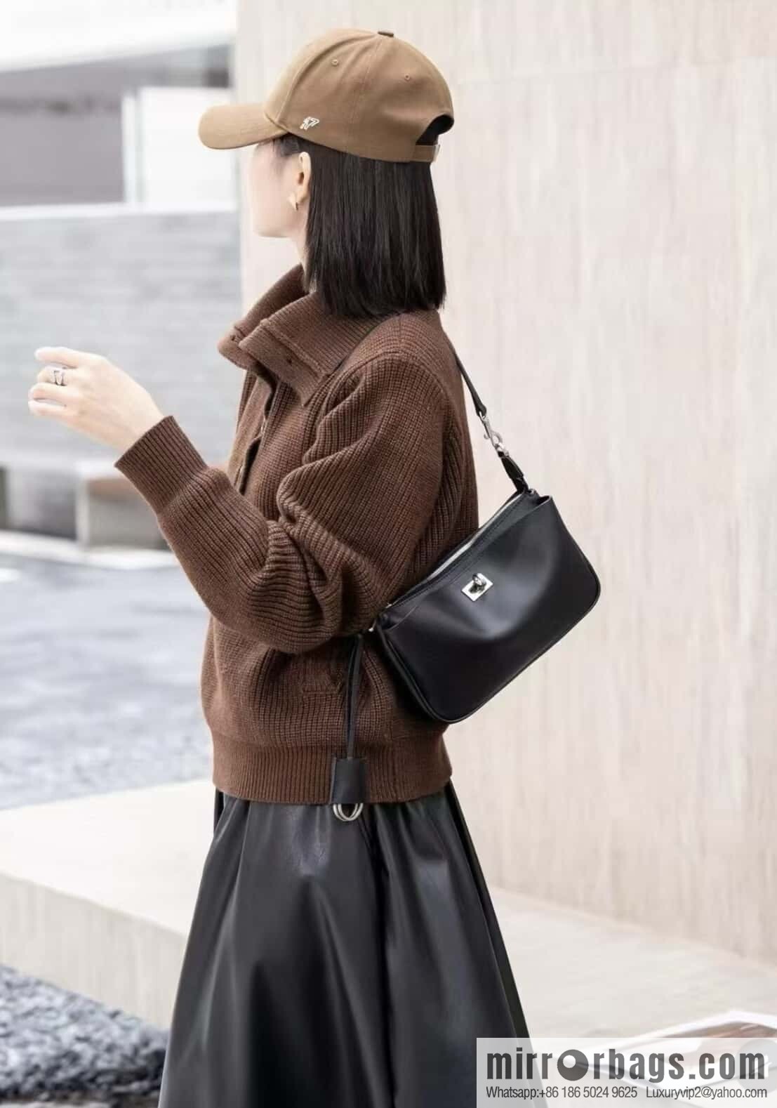 𝐁𝐚𝐥𝐞𝐧𝐜𝐢𝐚𝐠𝐚 𝐑𝐨𝐝𝐞𝐨 🖤🖤 814112 Black Silver Buckle