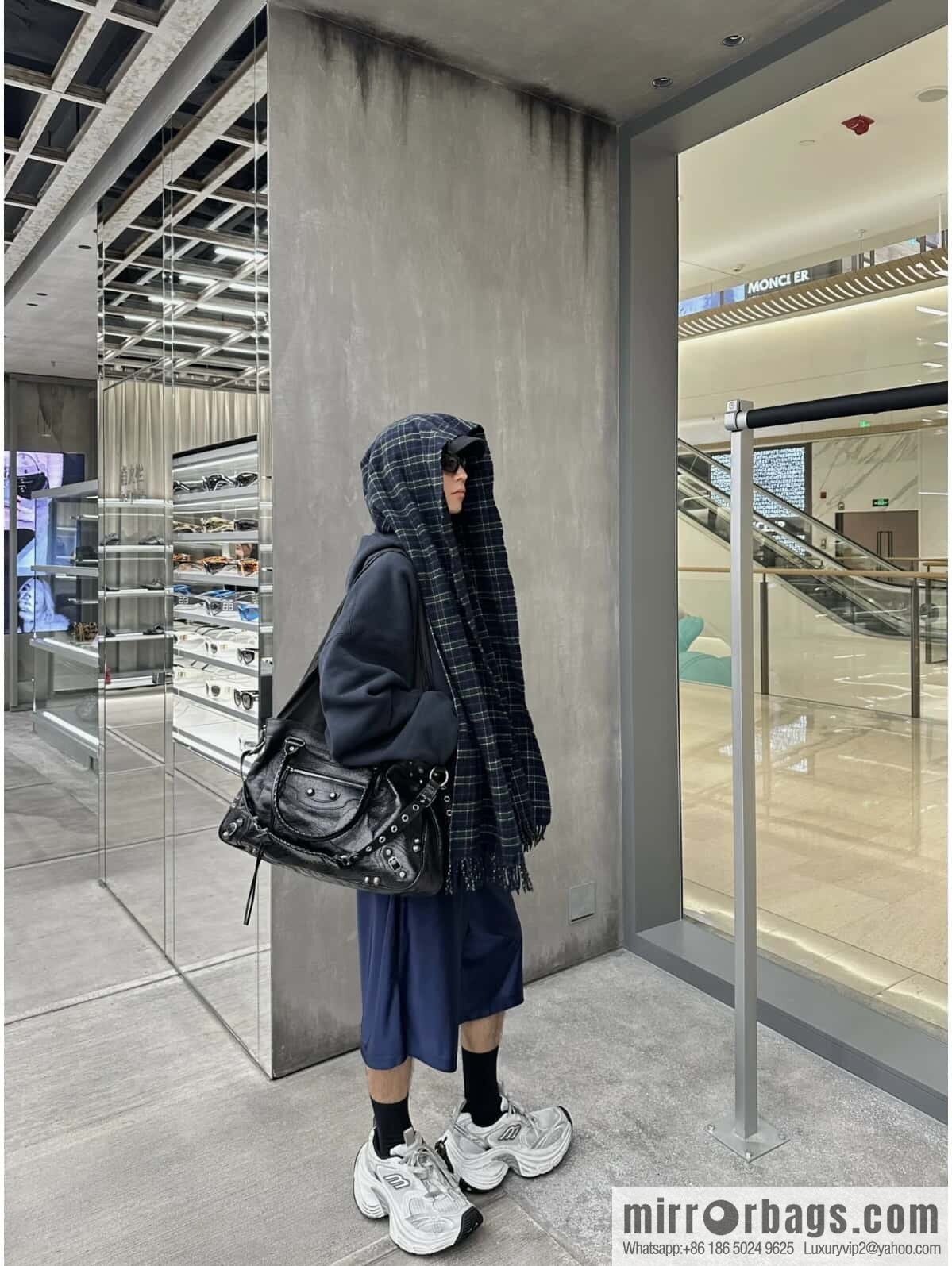 Balenciag neo cagole xl plus oil wax black silver 🖤 locomotive bag derivative new 761601