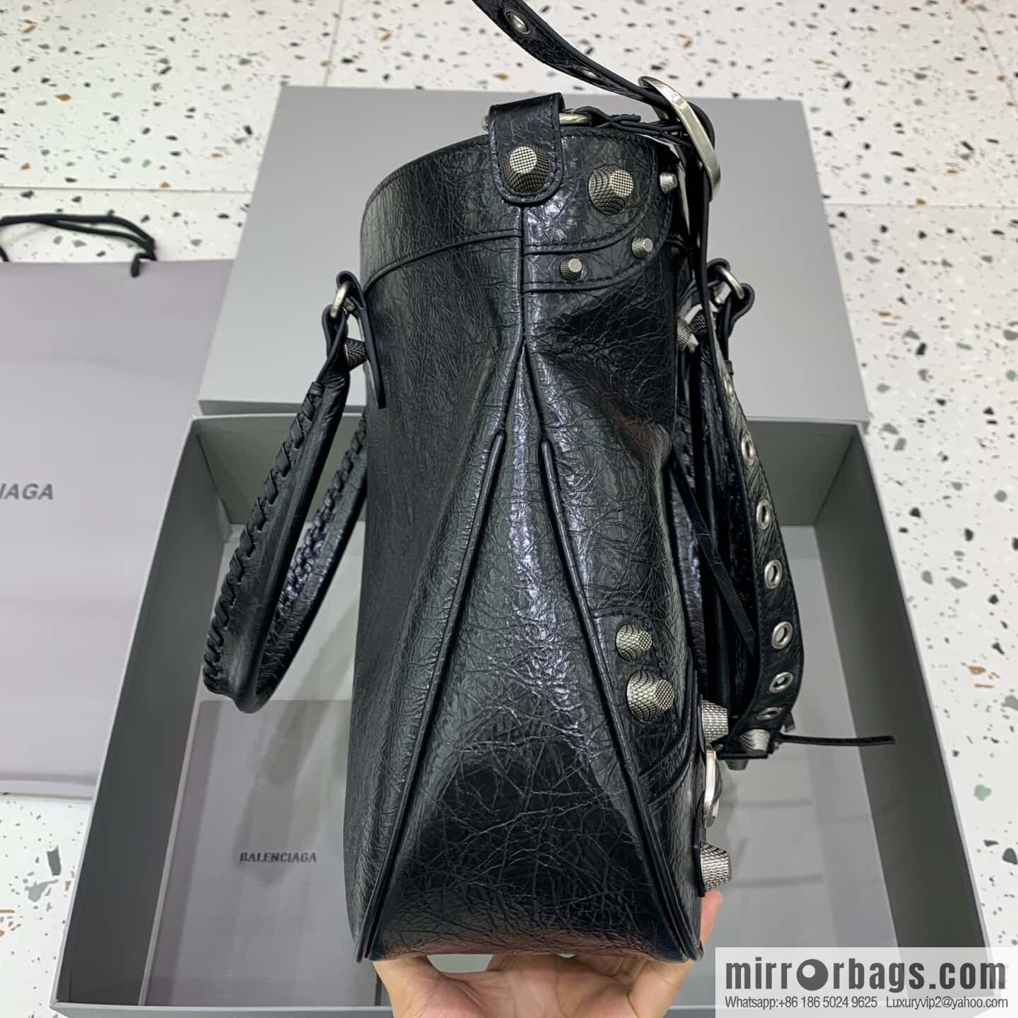 Balenciag neo cagole xl plus oil wax black silver 🖤 locomotive bag derivative new 761601