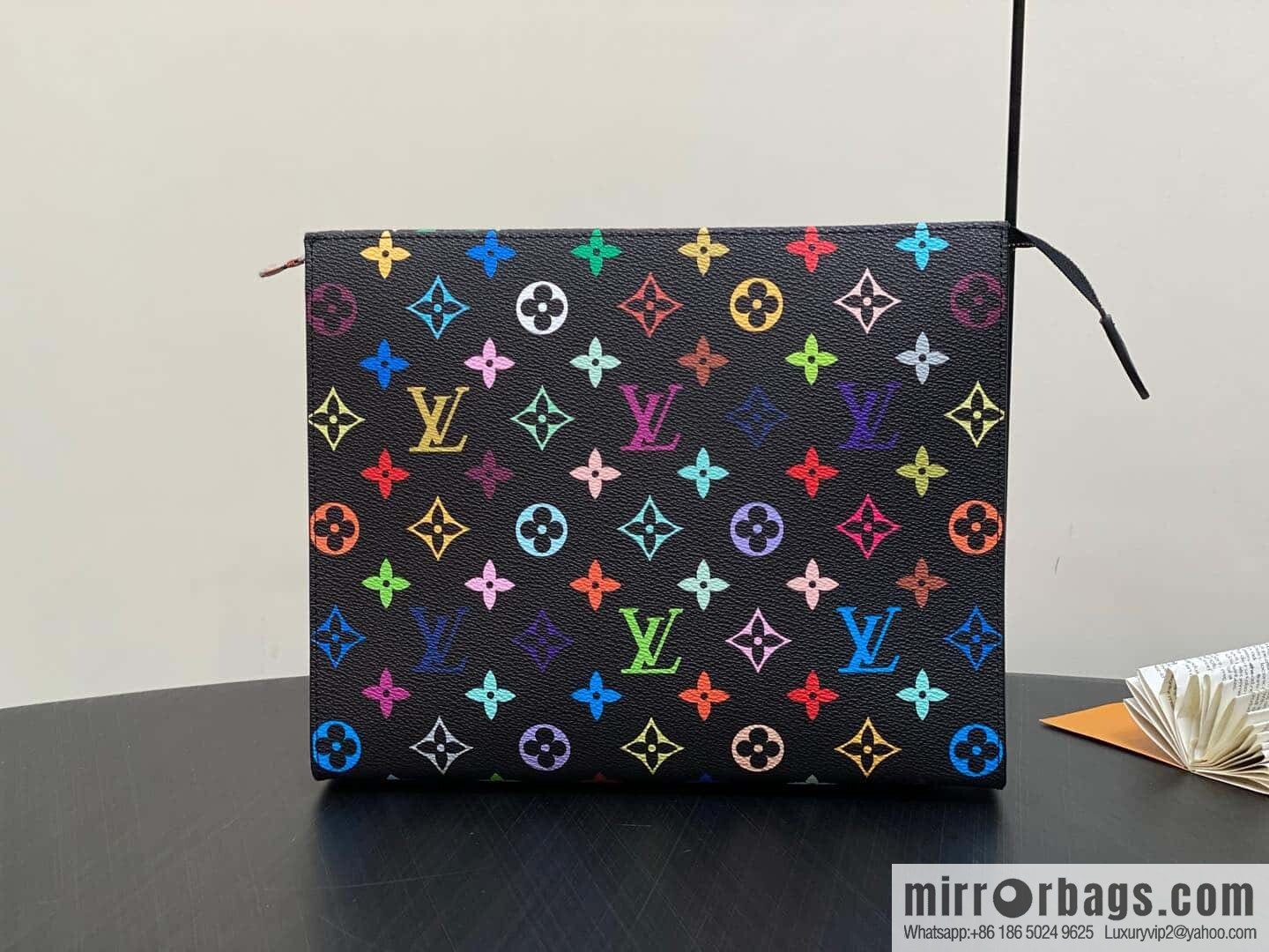 [Original order boutique] M13746 black color, handbag clutch series, the new POCHETTE VOYAGE medium clutch bag of the season