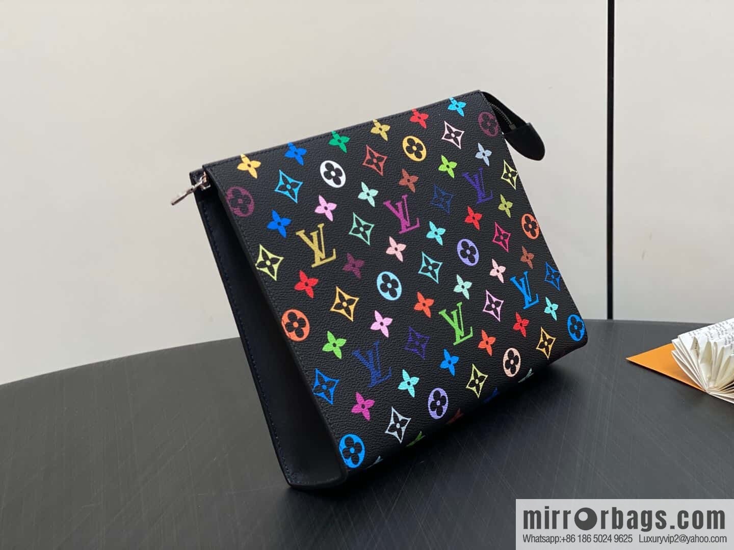 [Original order boutique] M13746 black color, handbag clutch series, the new POCHETTE VOYAGE medium clutch bag of the season