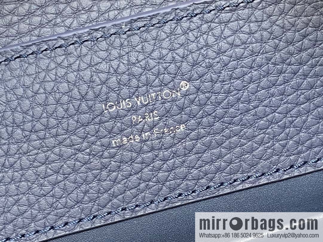 [Original order boutique] M12751 dark blue full leather rhombus model, full leather cap that English series, this Capucines small handbag