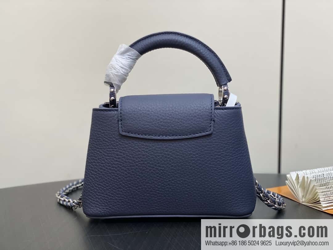 [Original order boutique] M12751 dark blue full leather rhombus model, full leather cap that English series, this Capucines mini handbag