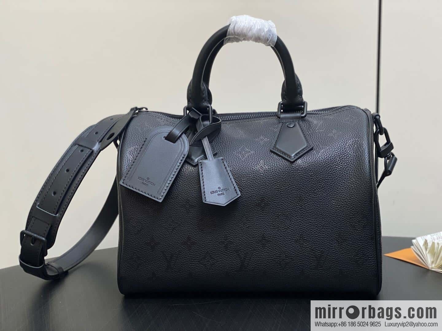 [Original order boutique] M21108 black full leather, pillow bag speedy series SPEEDY P9 BANDOULIZRE30 handbag